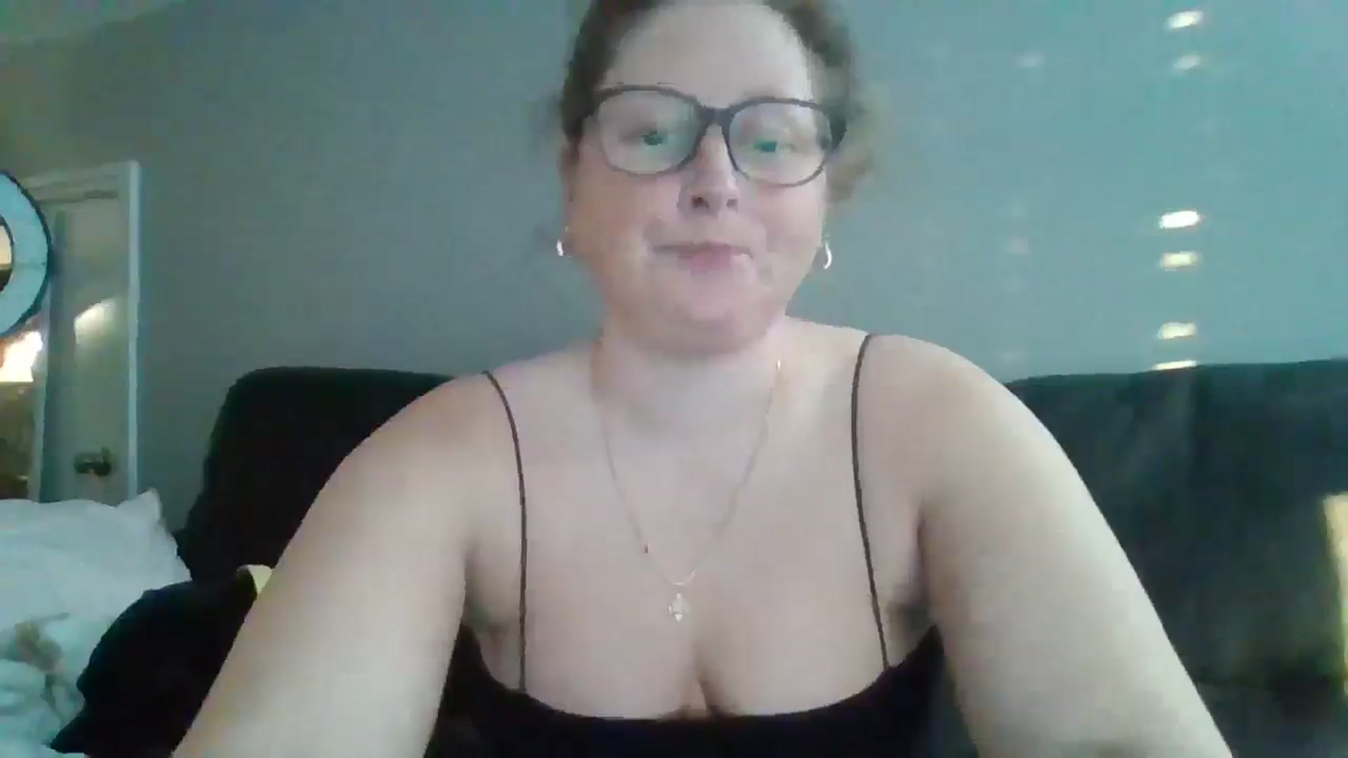Gallery image thumbnail from SweetNSouthrn's myfreecams stream on, 12/25/2025, 13:05 image 5 of 20