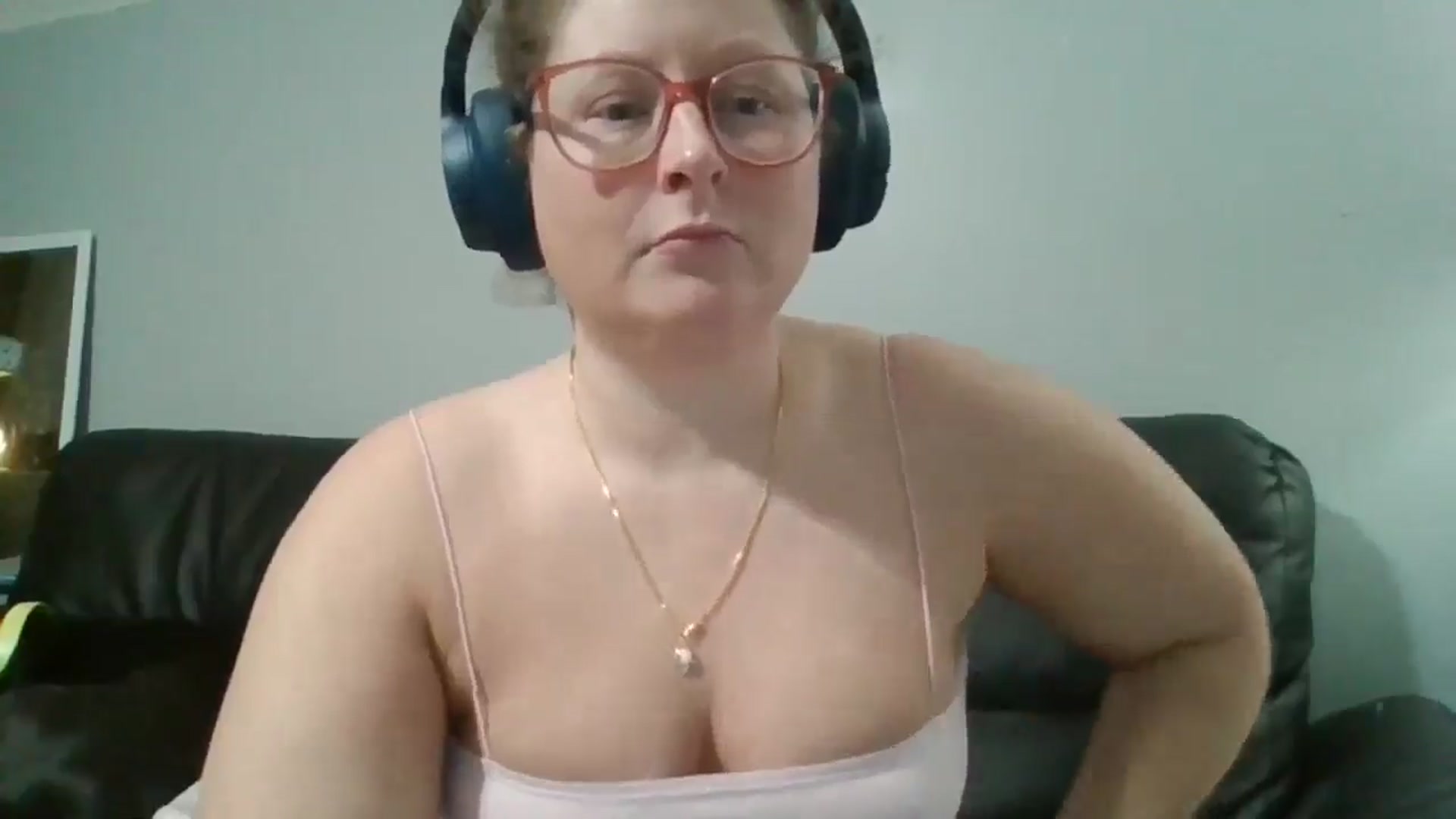Gallery image thumbnail from SweetNSouthrn's myfreecams stream on, 12/28/2025, 13:24 image 15 of 20