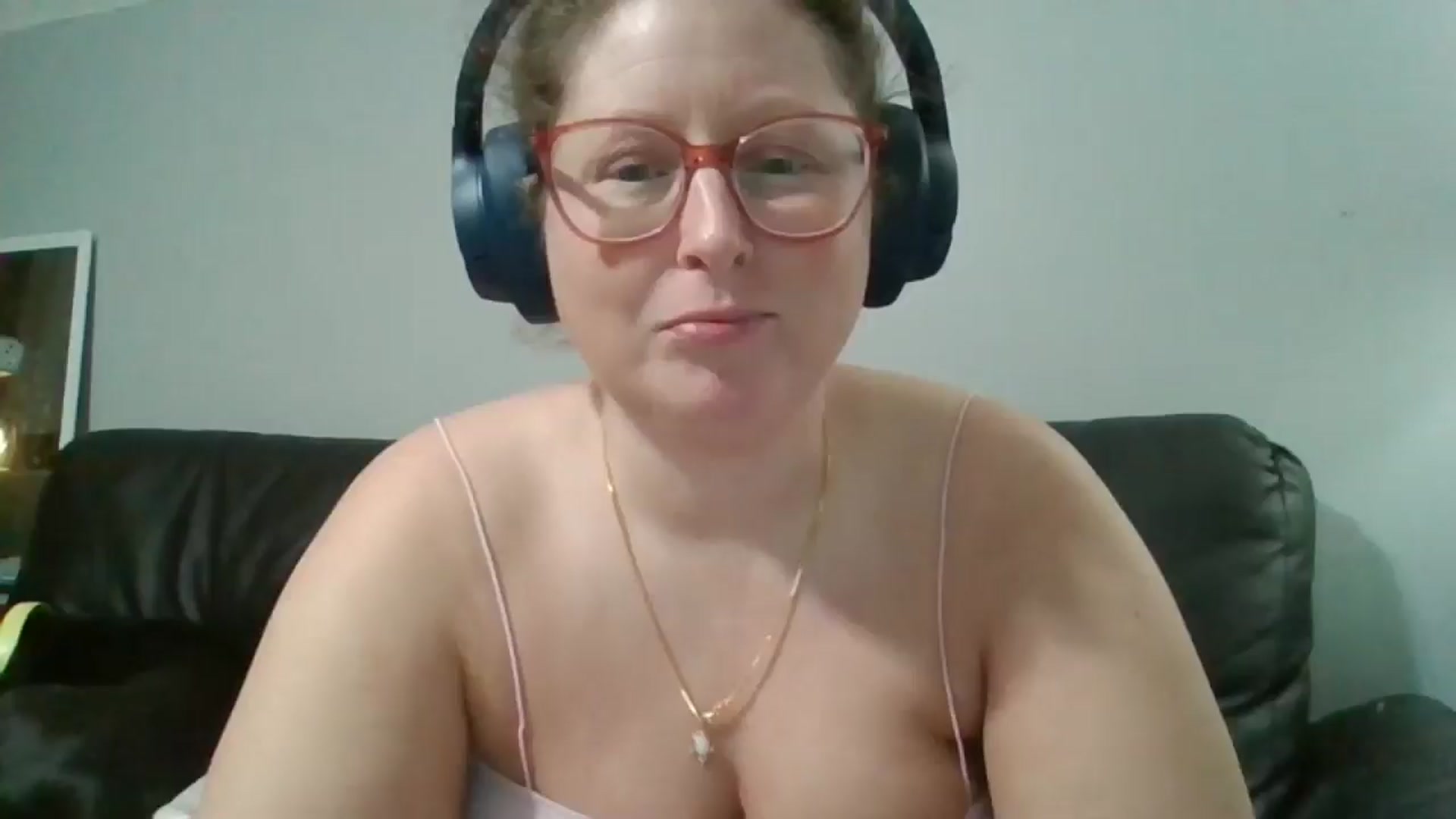 Gallery image thumbnail from SweetNSouthrn's myfreecams stream on, 12/28/2025, 13:24 image 16 of 20