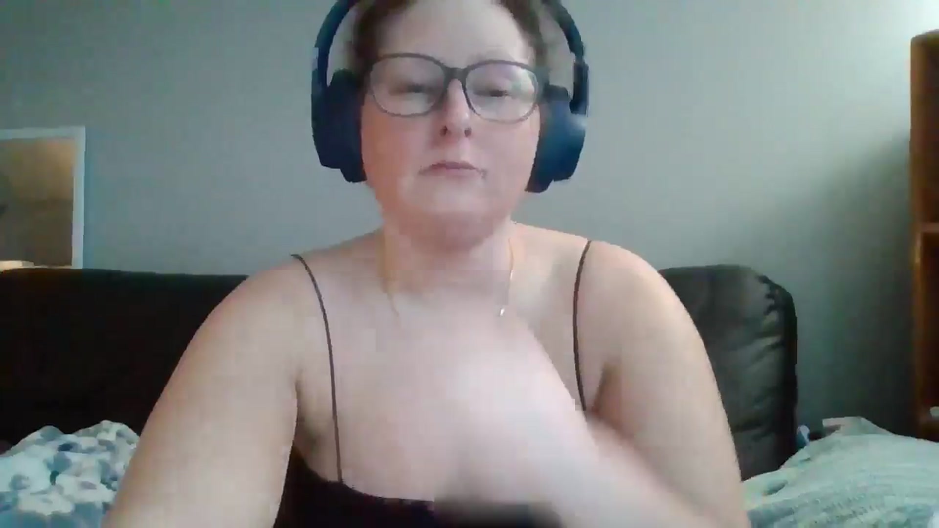 Gallery image thumbnail from SweetNSouthrn's myfreecams stream on, 01/04/2026, 12:50 image 18 of 20