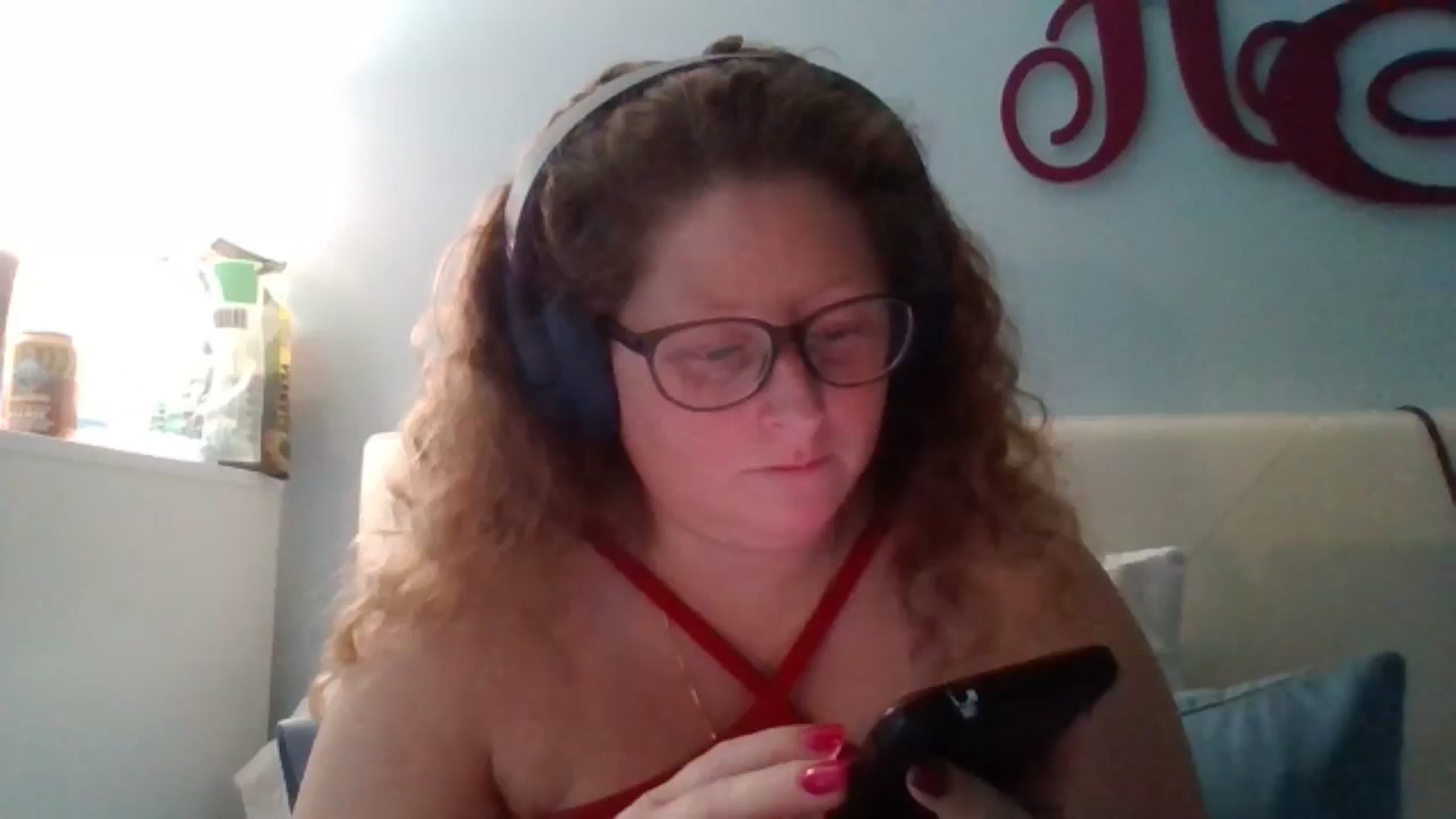 Gallery image thumbnail from SweetNSouthrn's myfreecams stream on, 02/17/2026, 12:52 image 5 of 20