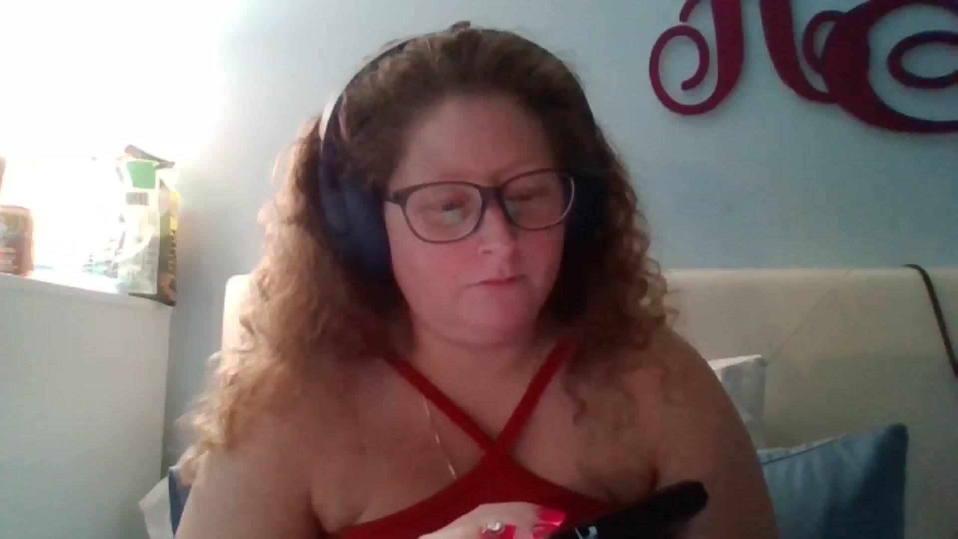 Gallery image thumbnail from SweetNSouthrn's myfreecams stream on, 02/17/2026, 12:52 image 14 of 20