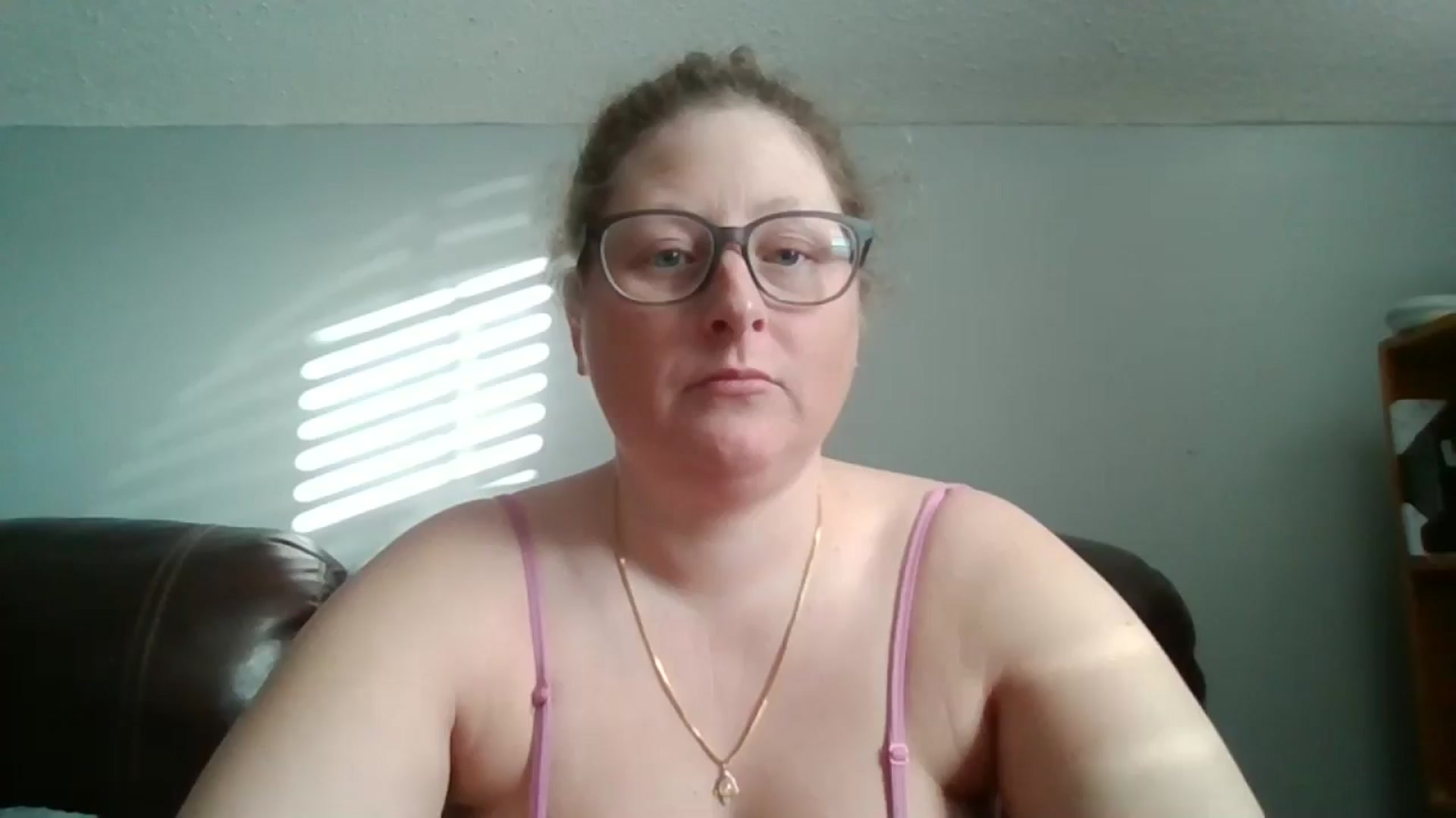 Gallery image thumbnail from SweetNSouthrn's myfreecams stream on, 02/22/2026, 14:09 image 2 of 20