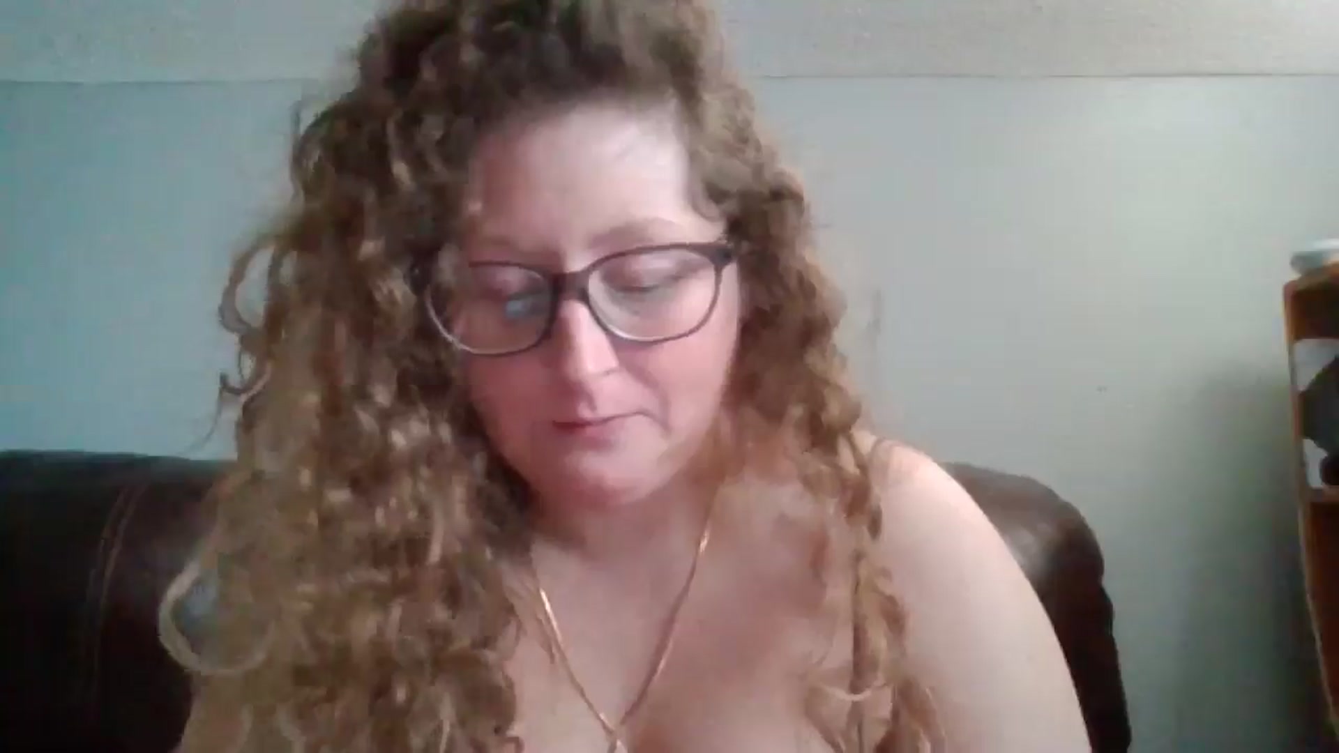 Gallery image thumbnail from SweetNSouthrn's myfreecams stream on, 03/05/2026, 13:52 image 18 of 20