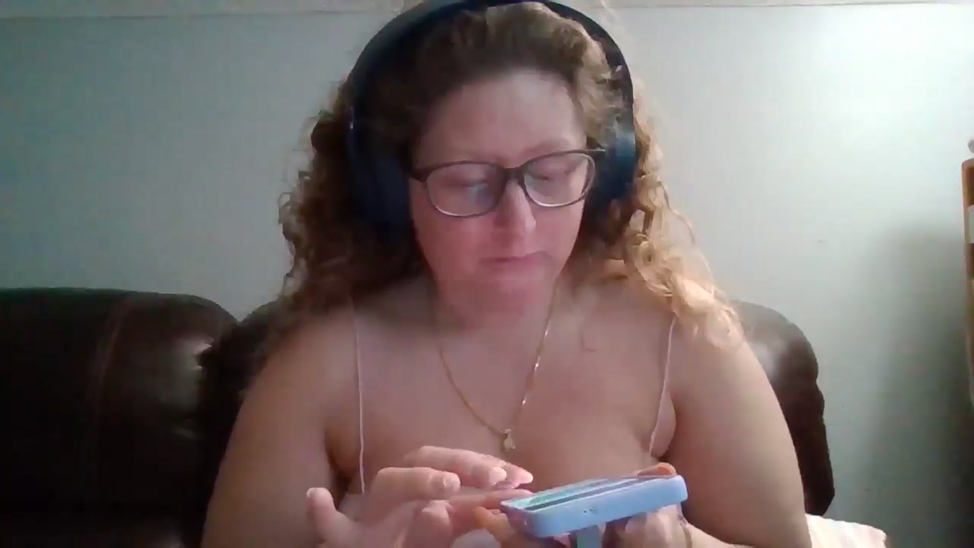 Gallery image thumbnail from SweetNSouthrn's myfreecams stream on, 03/08/2026, 13:21 image 2 of 20