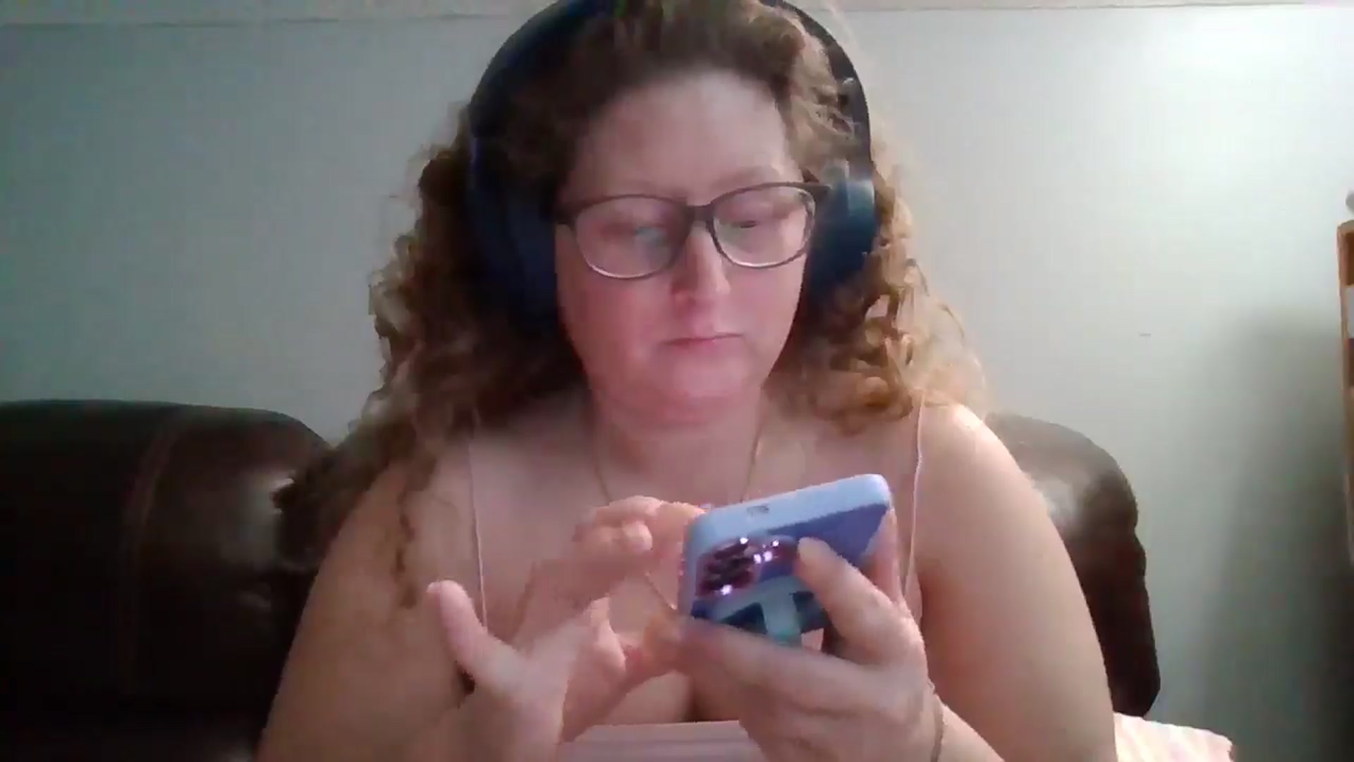 Gallery image thumbnail from SweetNSouthrn's myfreecams stream on, 03/08/2026, 13:21 image 3 of 20