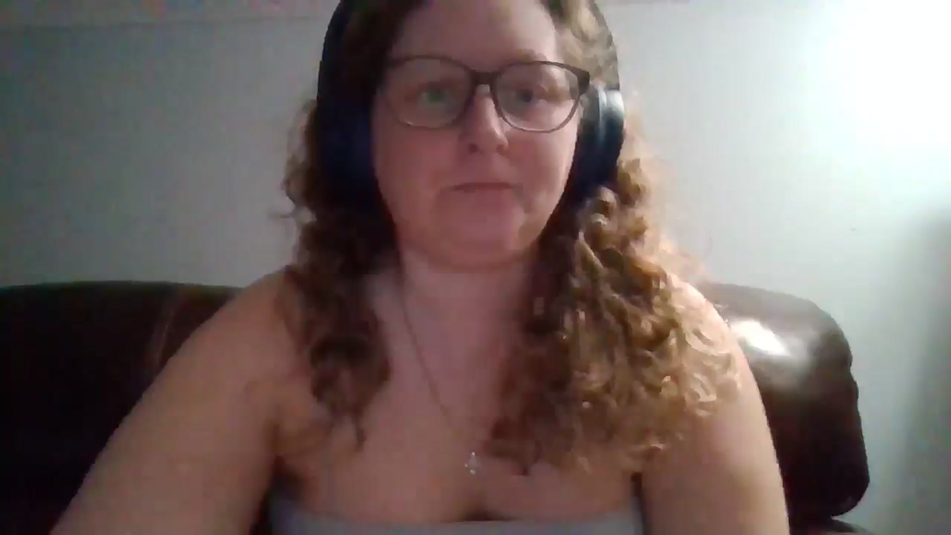 Gallery image thumbnail from SweetNSouthrn's myfreecams stream on, 03/09/2026, 11:21 image 10 of 20