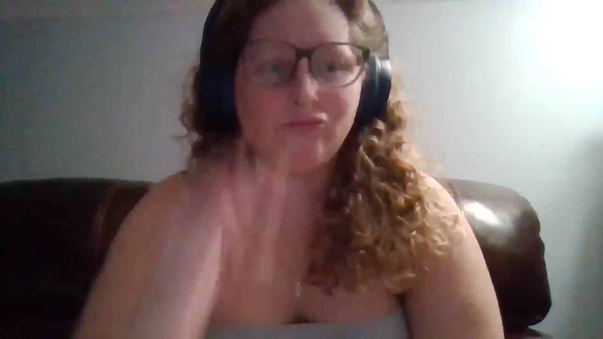Gallery image thumbnail from SweetNSouthrn's myfreecams stream on, 03/09/2026, 11:21 image 11 of 20