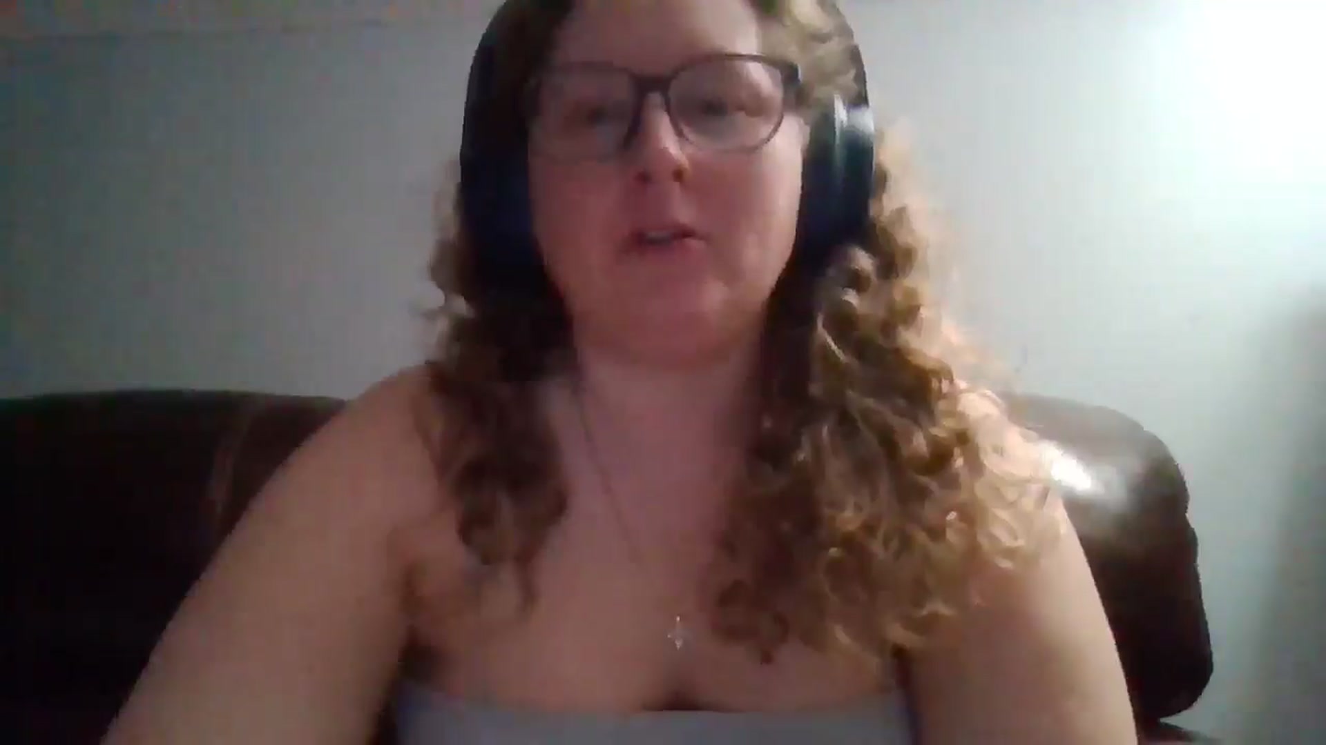 Gallery image thumbnail from SweetNSouthrn's myfreecams stream on, 03/09/2026, 11:21 image 9 of 20
