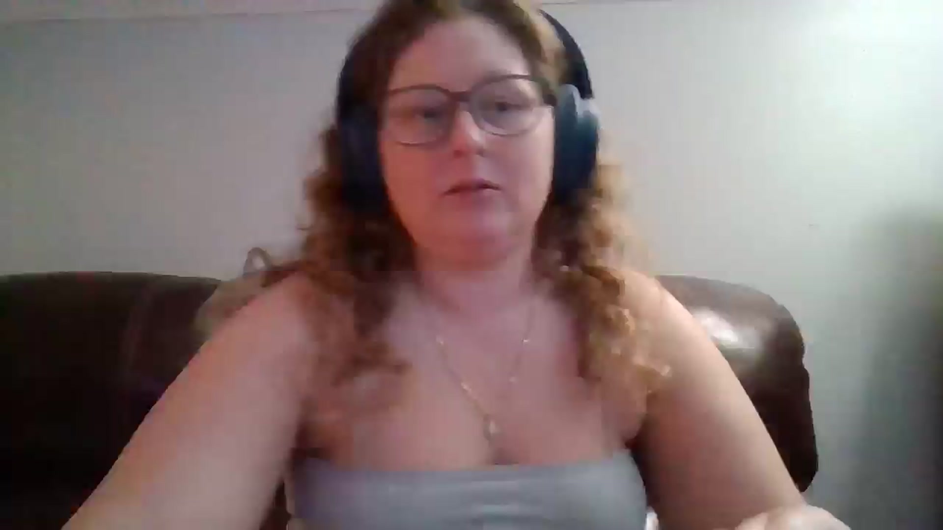 Gallery image thumbnail from SweetNSouthrn's myfreecams stream on, 03/09/2026, 12:08 image 13 of 20