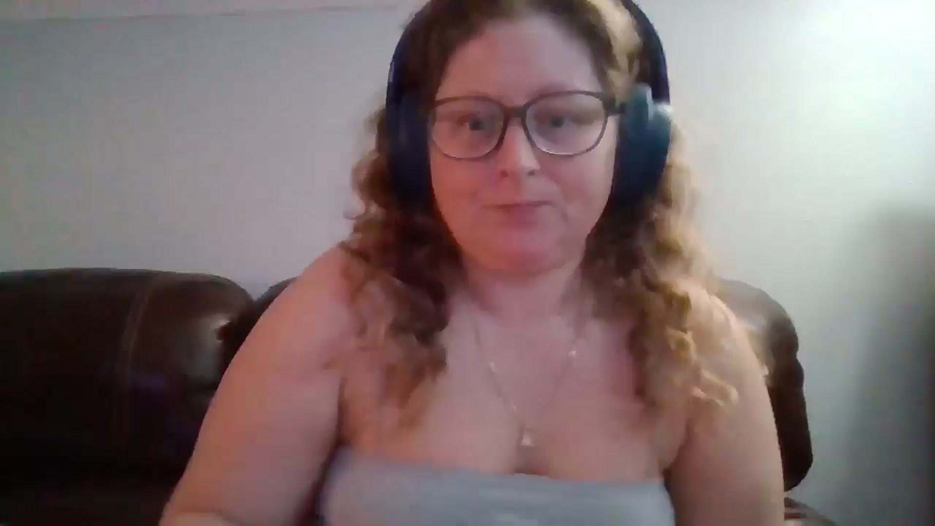 Gallery image thumbnail from SweetNSouthrn's myfreecams stream on, 03/09/2026, 12:08 image 17 of 20