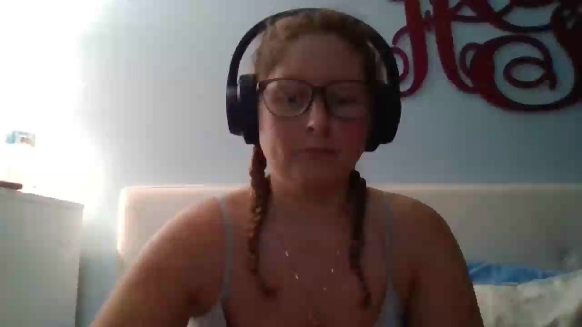 Gallery image thumbnail from SweetNSouthrn's myfreecams stream on, 05/30/2026, 10:08 image 9 of 20