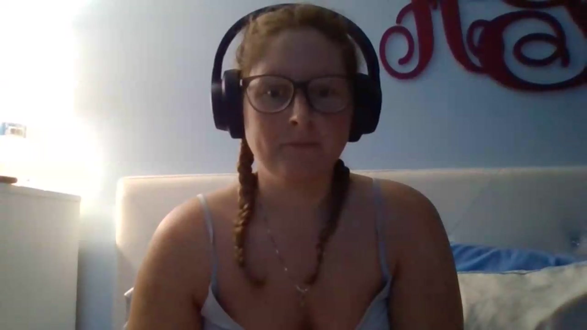 Gallery image thumbnail from SweetNSouthrn's myfreecams stream on, 05/30/2026, 10:08 image 4 of 20