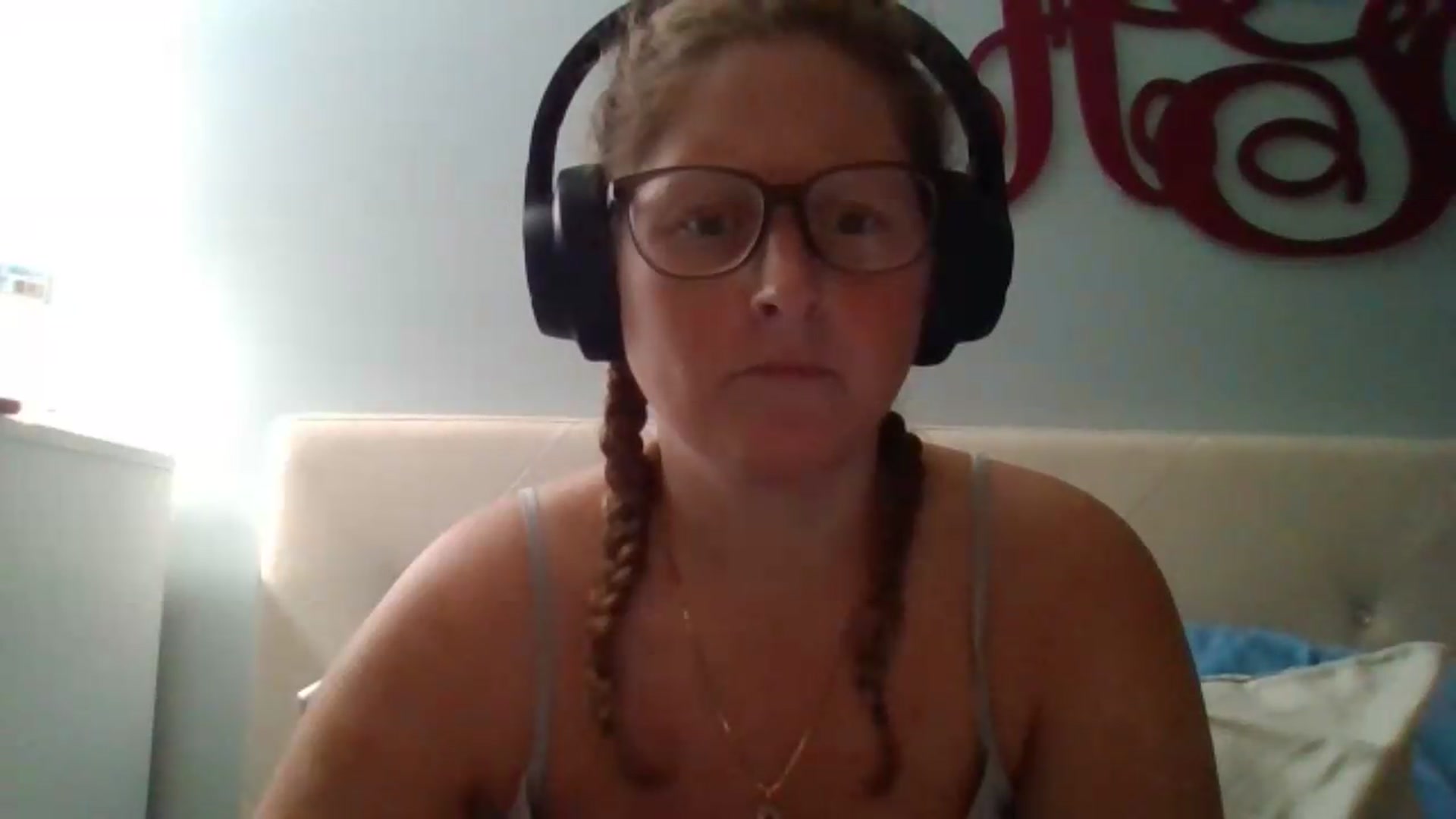 Gallery image thumbnail from SweetNSouthrn's myfreecams stream on, 05/30/2026, 10:08 image 15 of 20