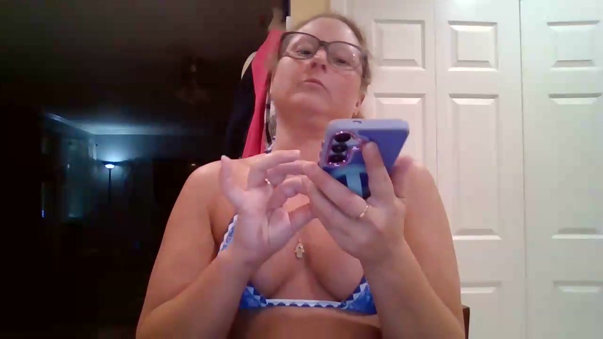 Gallery image thumbnail from SweetNSouthrn's myfreecams stream on, 07/24/2026, 12:47 image 8 of 20