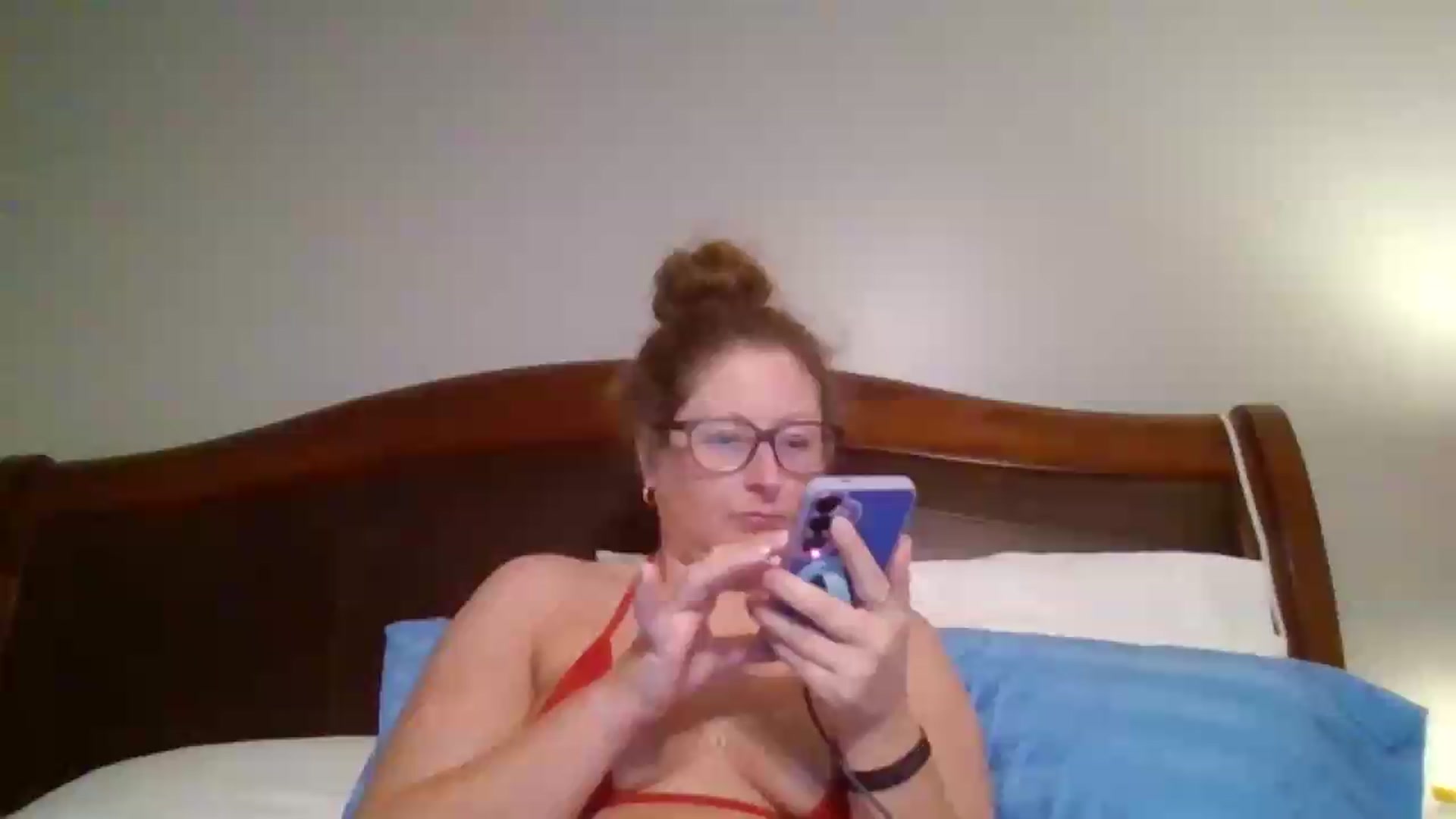 Gallery image thumbnail from SweetNSouthrn's myfreecams stream on, 08/03/2026, 12:07 image 12 of 20