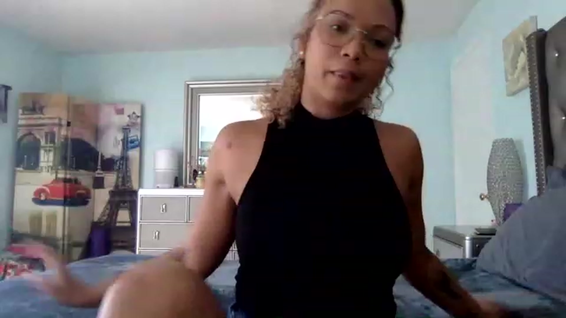 Gallery image thumbnail from SweetNatalie1's myfreecams stream on, 05/17/2023, 14:48 image 3 of 20