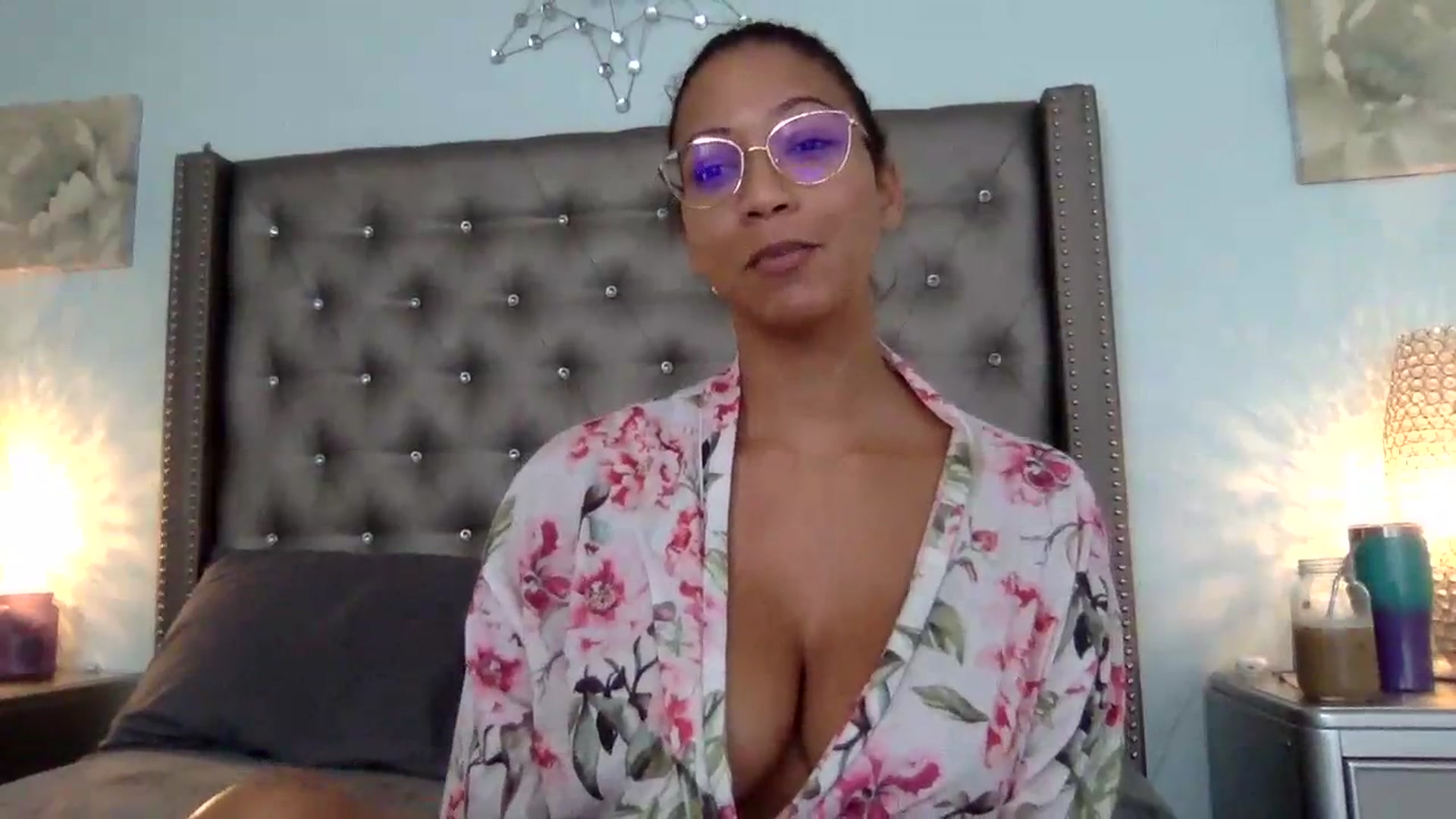 Gallery image thumbnail from SweetNatalie1's myfreecams stream on, 08/27/2023, 13:27 image 17 of 20