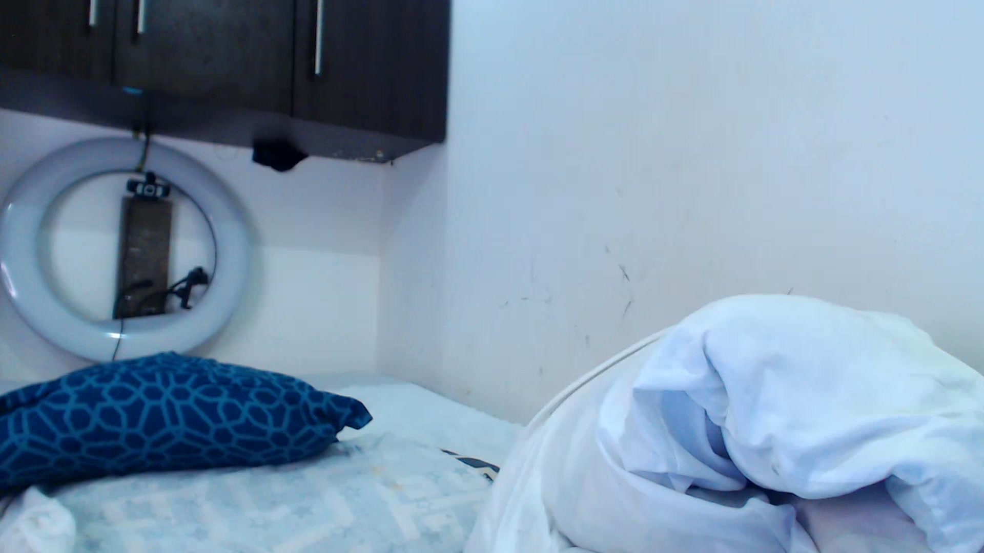 Gallery image thumbnail from SweetNinotCHk's myfreecams stream on, 11/18/2022, 05:12 image 10 of 20