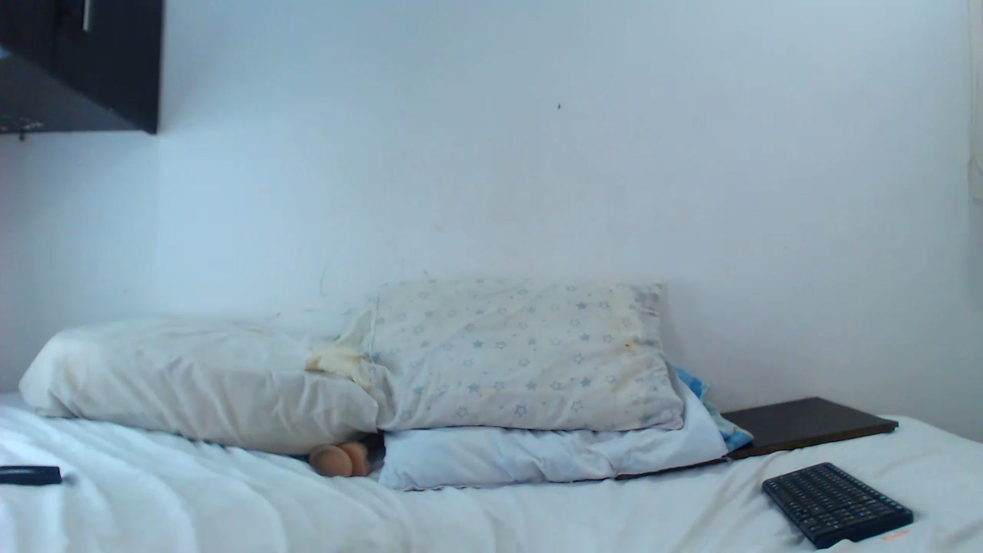Gallery image thumbnail from SweetNinotCHk's myfreecams stream on, 02/19/2023, 17:48 image 17 of 20