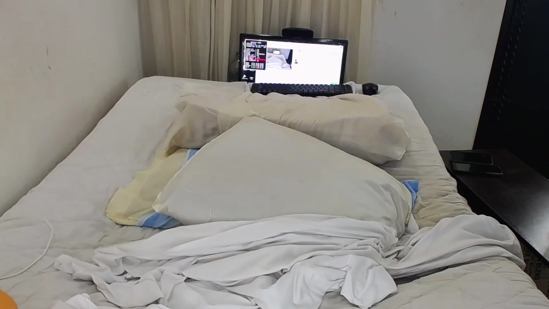 Gallery image thumbnail from SweetNinotCHk's myfreecams stream on, 06/20/2023, 19:43 image 7 of 20