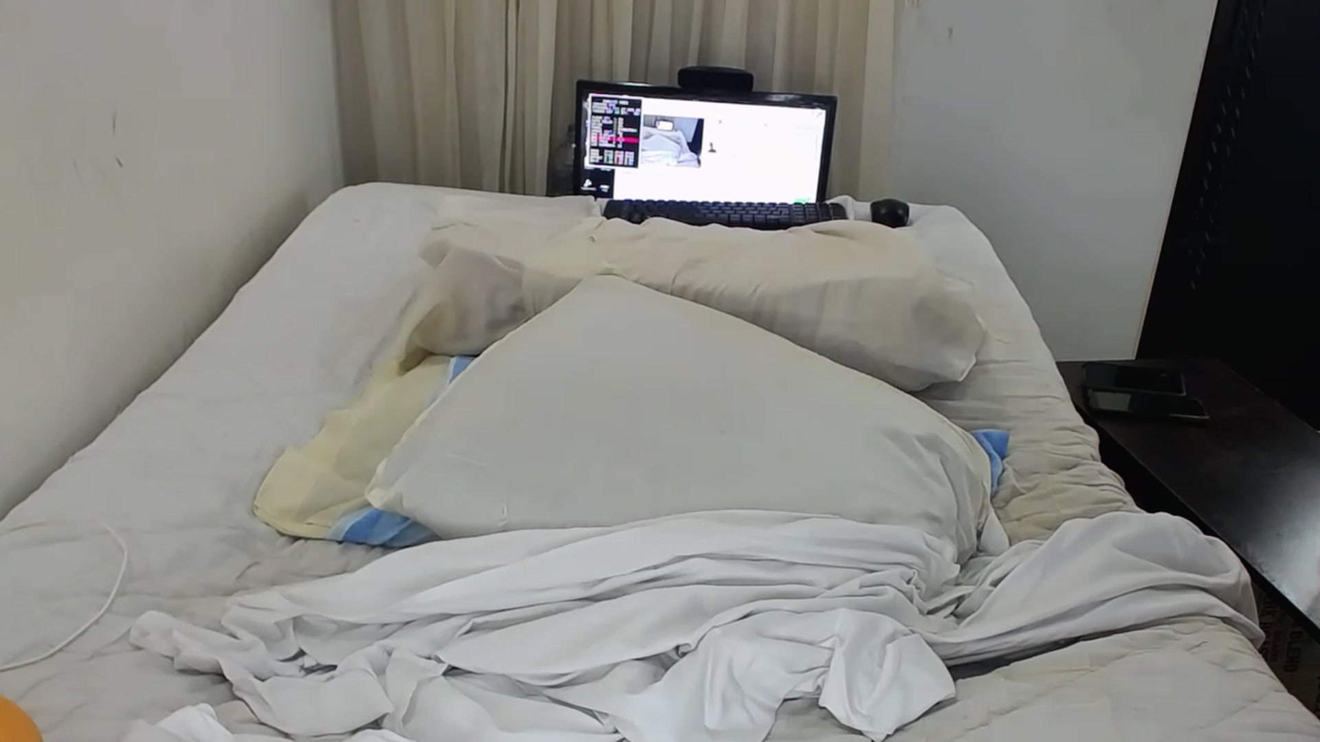 Gallery image thumbnail from SweetNinotCHk's myfreecams stream on, 06/20/2023, 19:43 image 8 of 20
