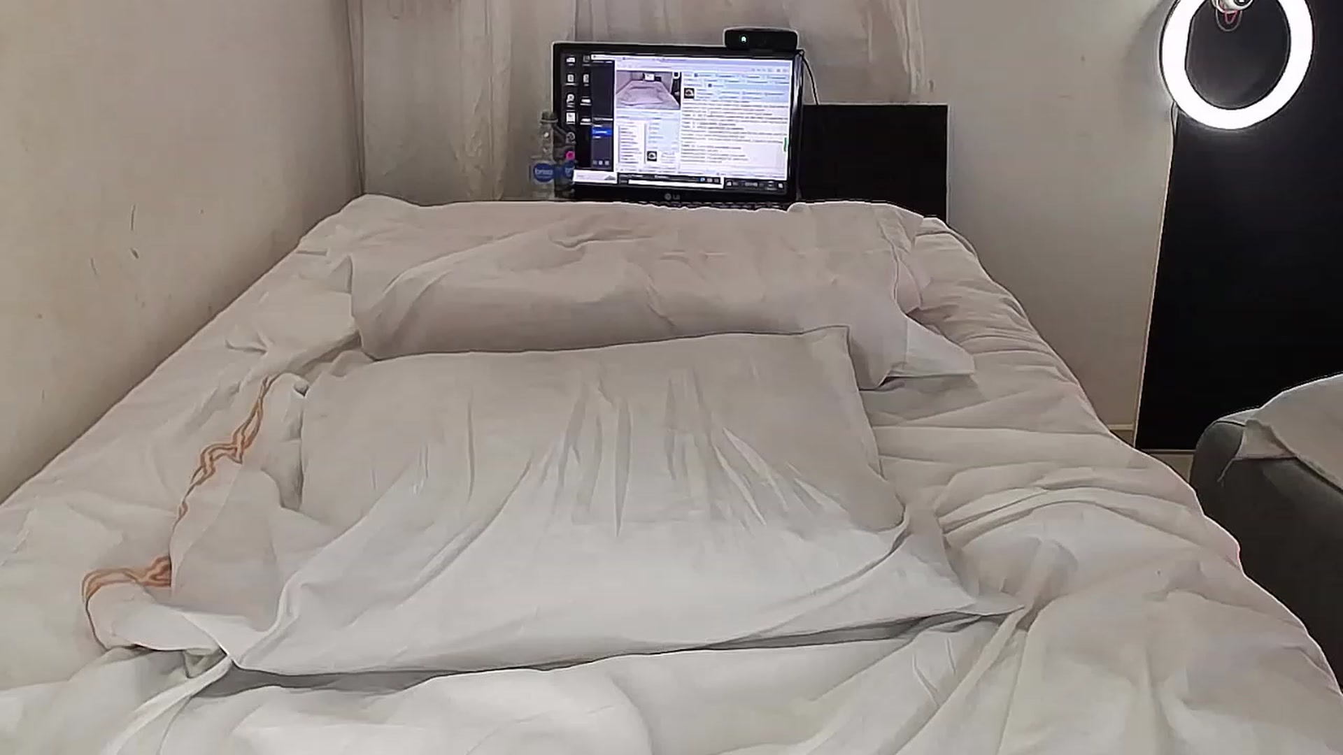 Gallery image thumbnail from SweetNinotCHk's myfreecams stream on, 02/19/2024, 19:37 image 9 of 20