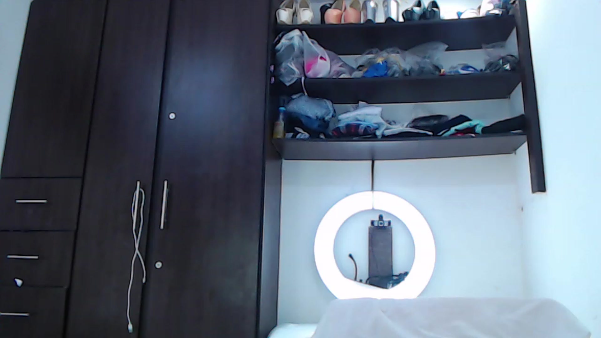 Gallery image thumbnail from SweetNinotCHk's myfreecams stream on, 03/01/2024, 20:02 image 20 of 20