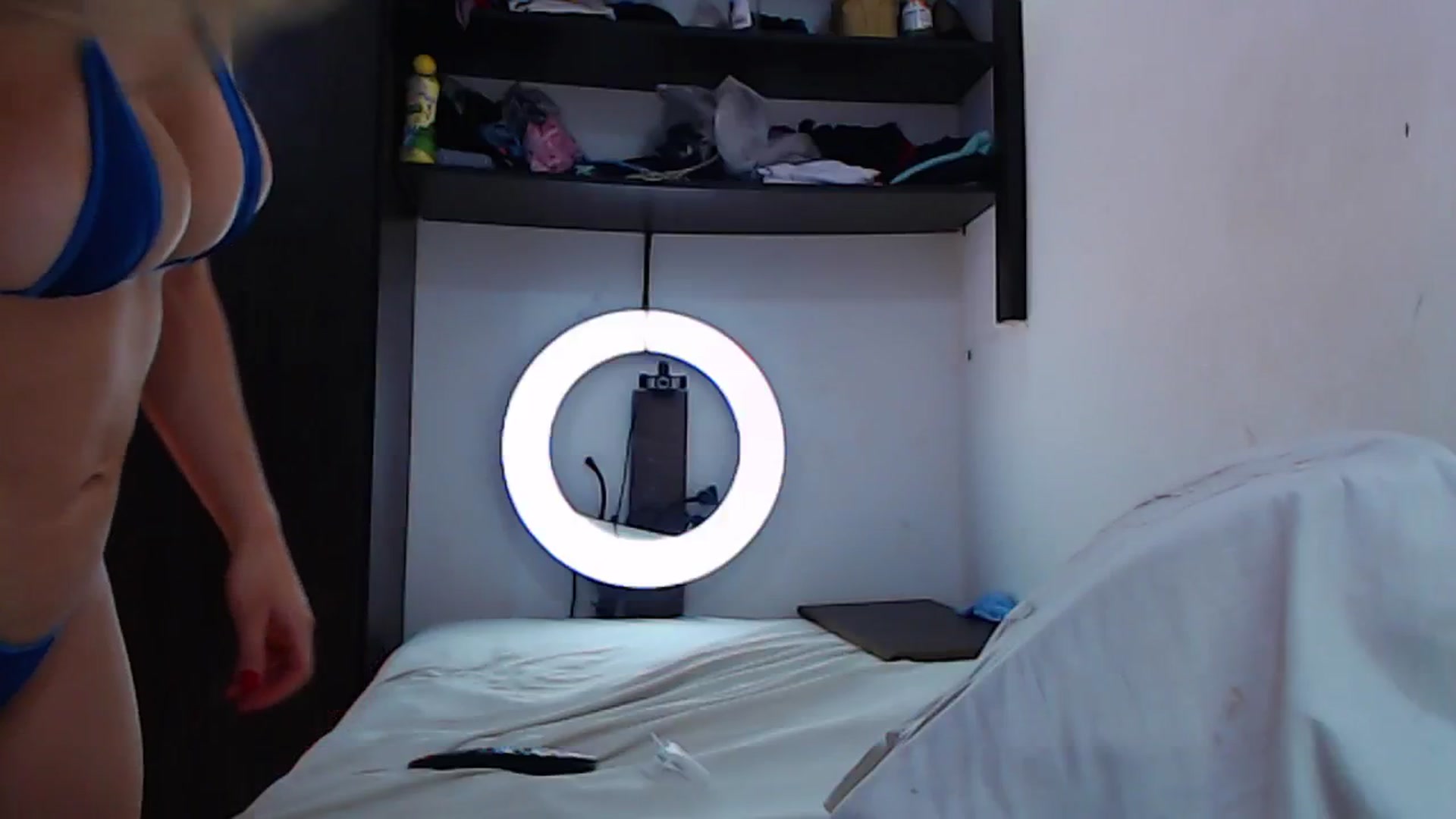 Gallery image thumbnail from SweetNinotCHk's myfreecams stream on, 04/25/2024, 18:17 image 13 of 20
