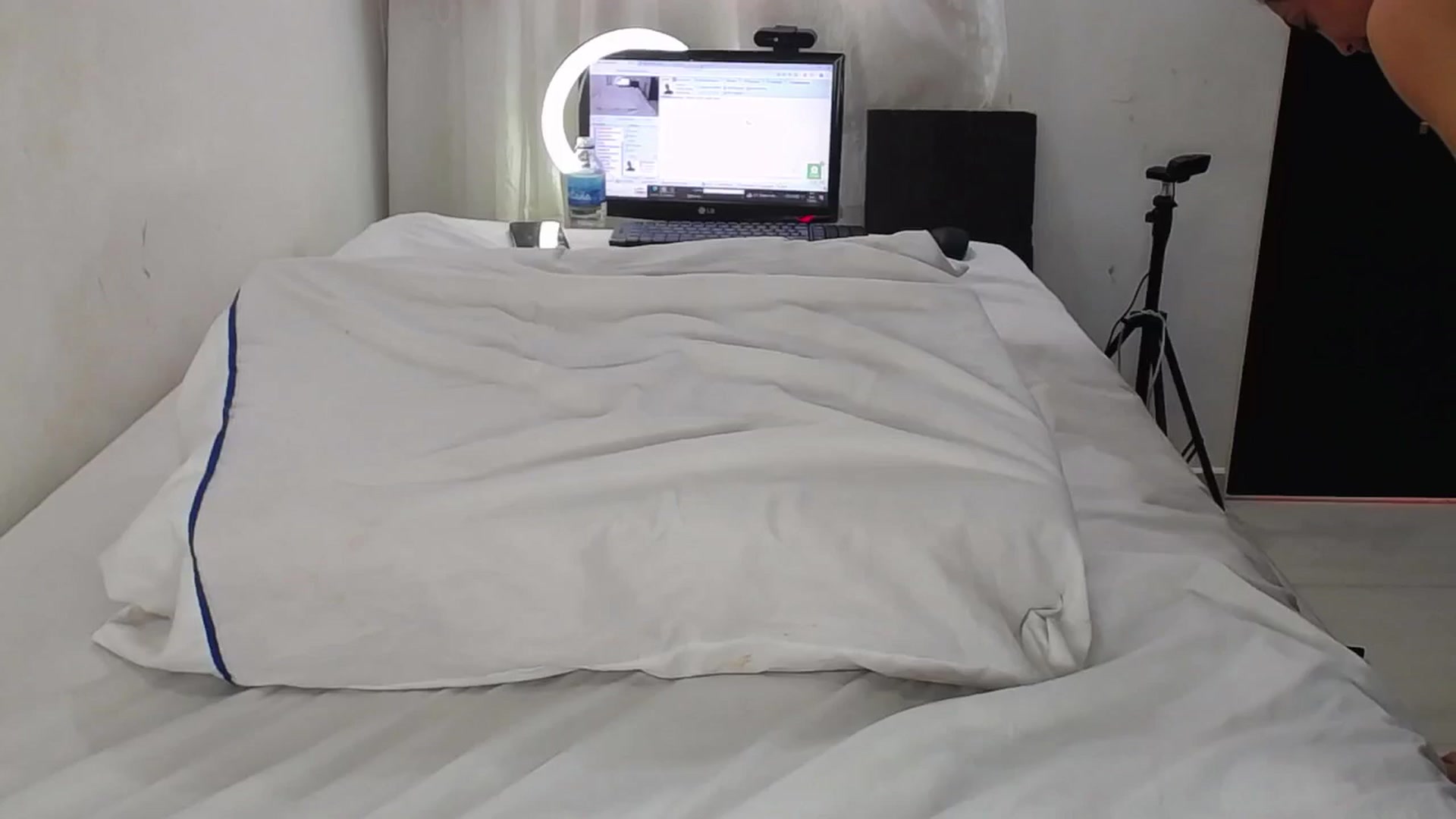 Gallery image thumbnail from SweetNinotCHk's myfreecams stream on, 06/15/2024, 17:17 image 14 of 20