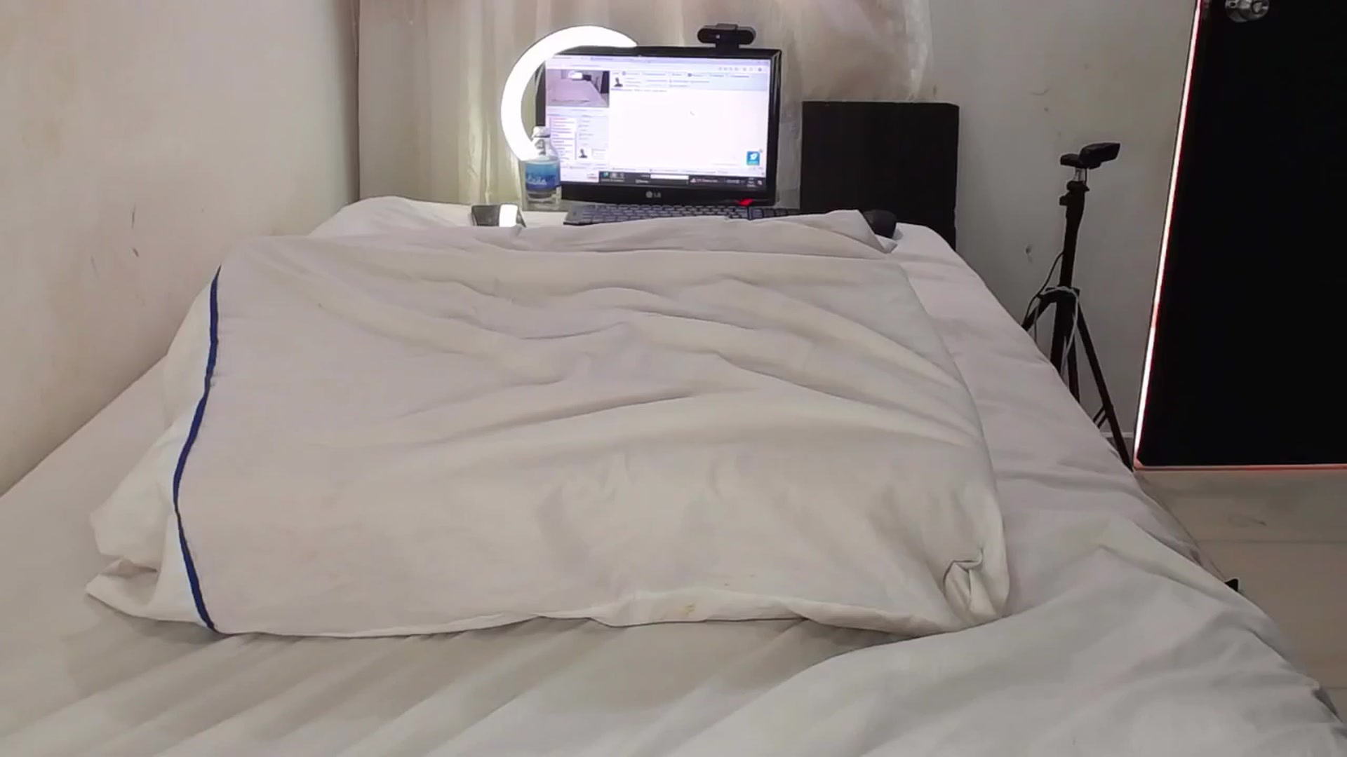 Gallery image thumbnail from SweetNinotCHk's myfreecams stream on, 06/15/2024, 17:17 image 16 of 20
