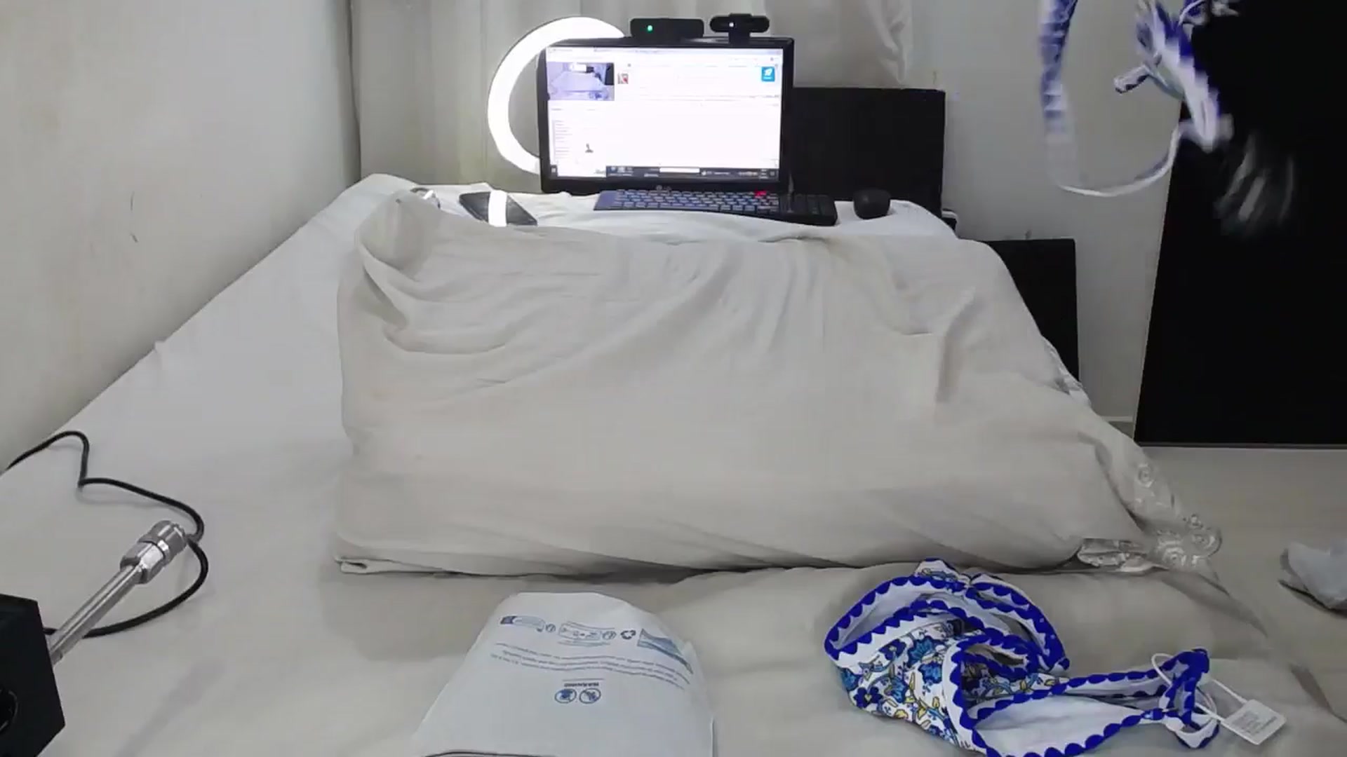Gallery image thumbnail from SweetNinotCHk's myfreecams stream on, 06/22/2024, 13:48 image 19 of 20