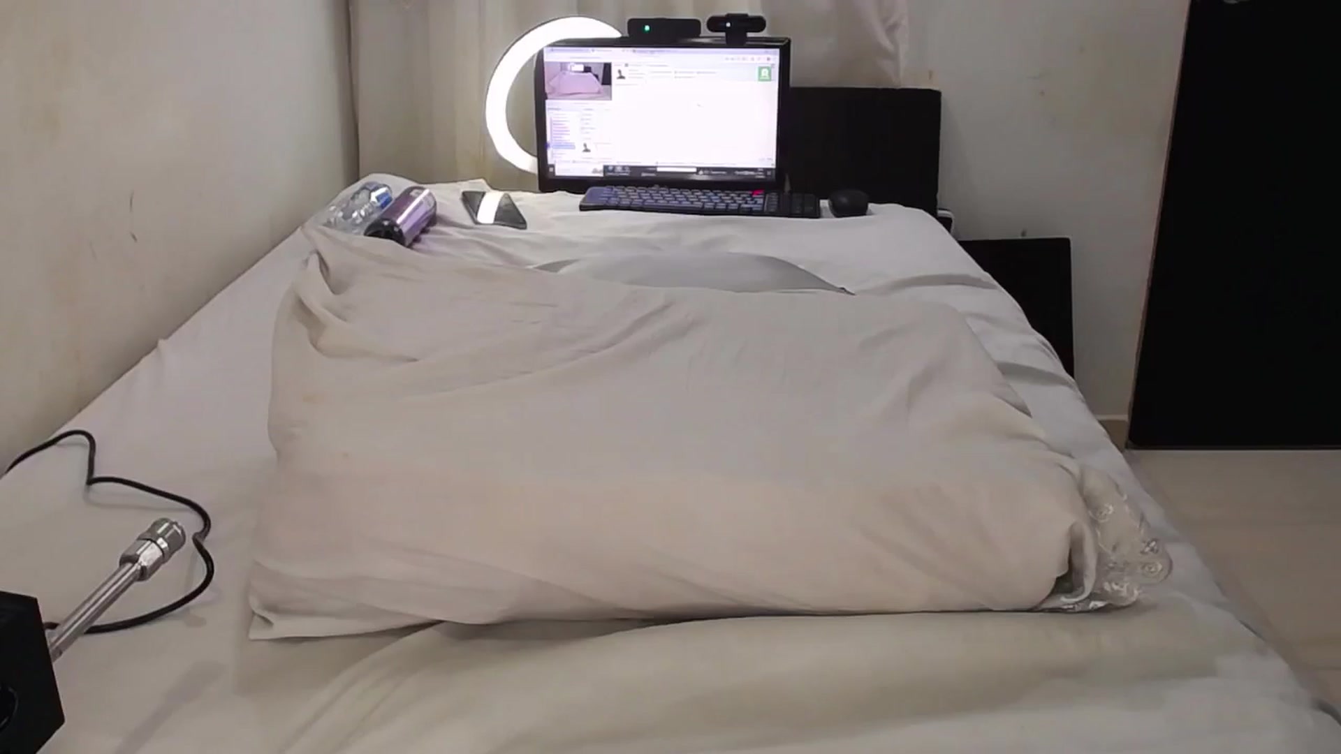 Gallery image thumbnail from SweetNinotCHk's myfreecams stream on, 06/22/2024, 13:48 image 6 of 20