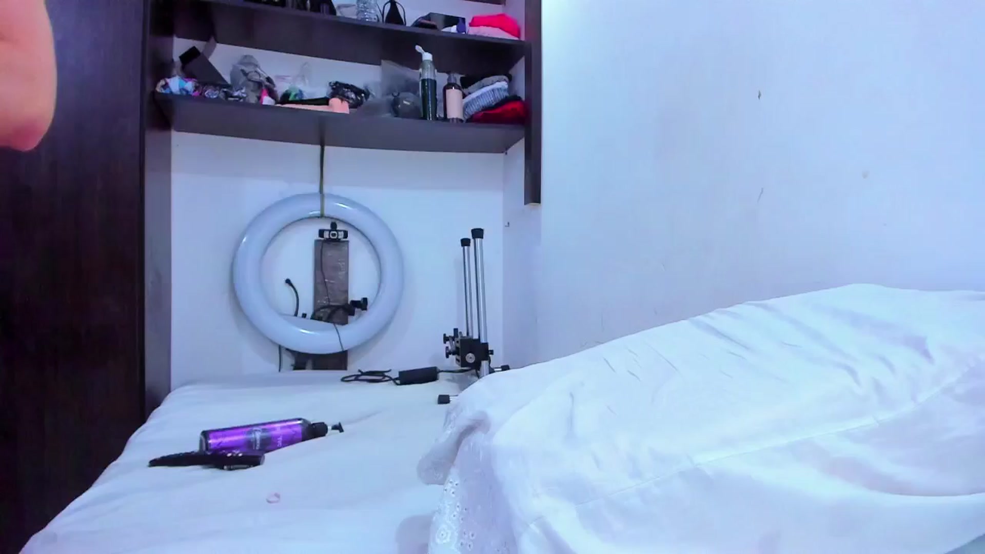 Gallery image thumbnail from SweetNinotCHk's myfreecams stream on, 06/22/2024, 14:52 image 8 of 20