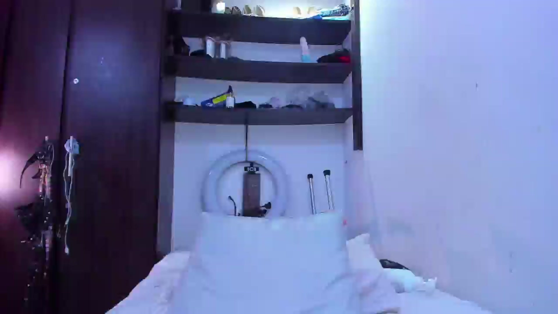 Gallery image thumbnail from SweetNinotCHk's myfreecams stream on, 10/16/2024, 19:45 image 13 of 20
