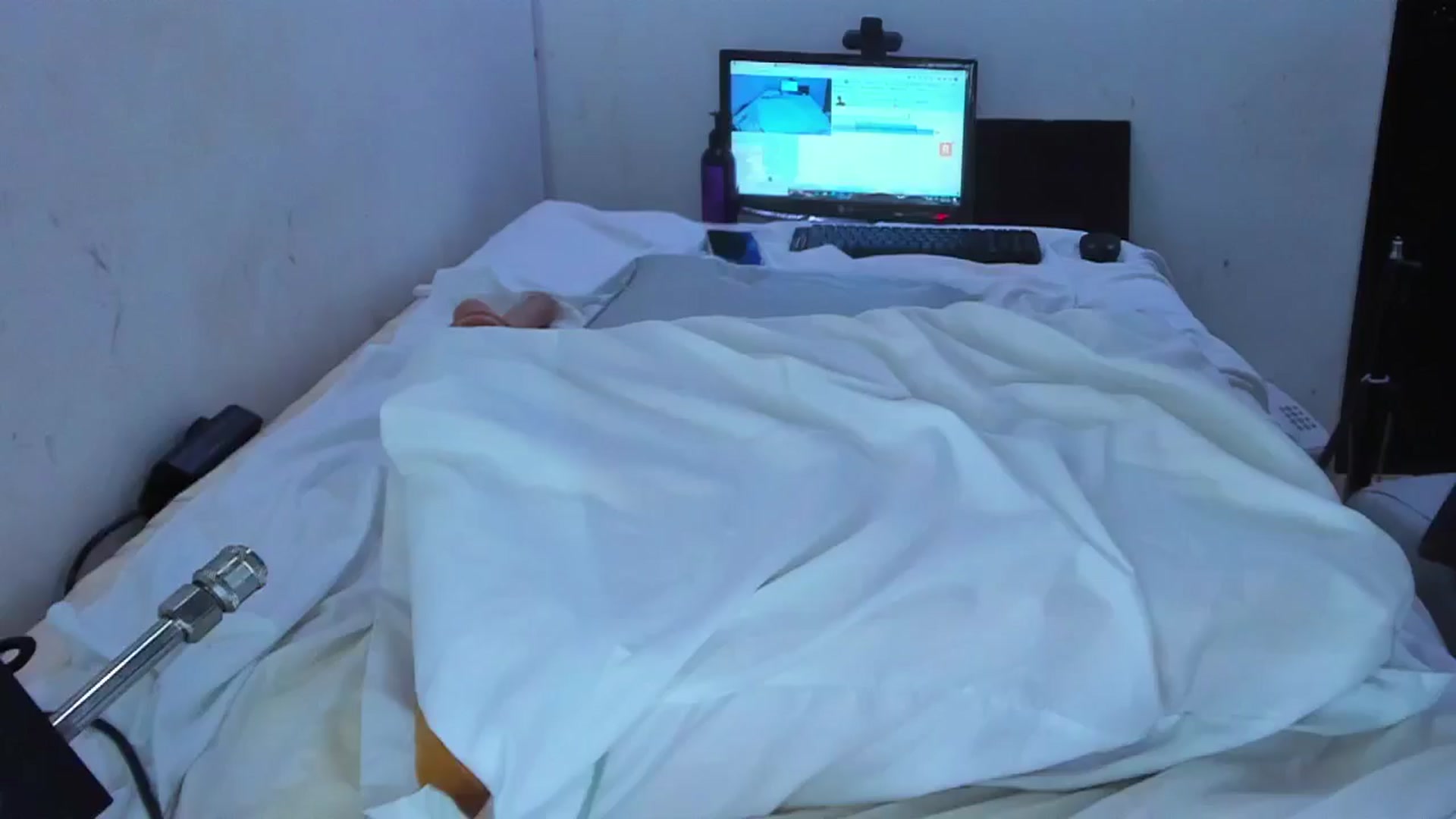Gallery image thumbnail from SweetNinotCHk's myfreecams stream on, 02/19/2025, 19:39 image 20 of 20