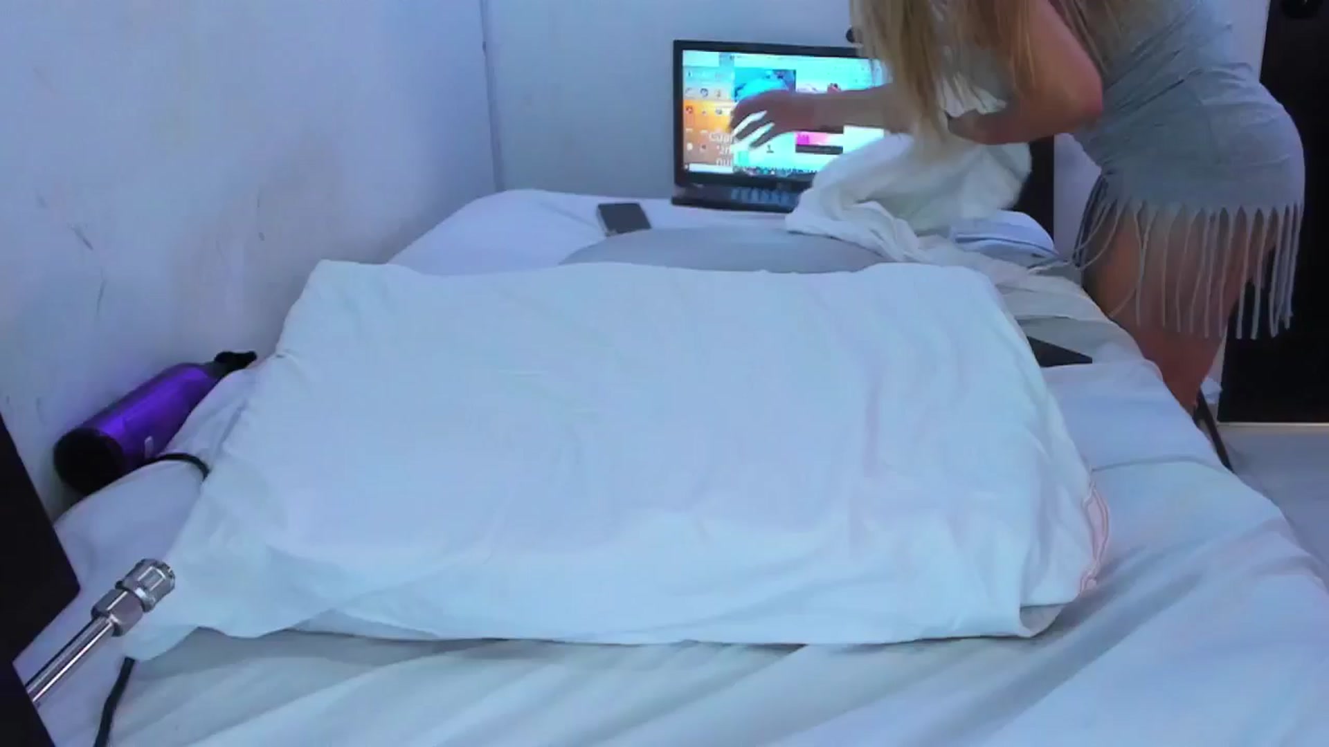 Gallery image thumbnail from SweetNinotCHk's myfreecams stream on, 02/28/2025, 18:24 image 1 of 20