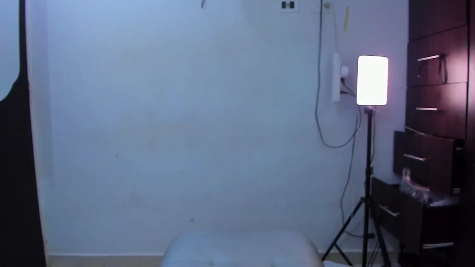 Gallery image thumbnail from SweetNinotCHk's myfreecams stream on, 03/16/2025, 14:38 image 9 of 20
