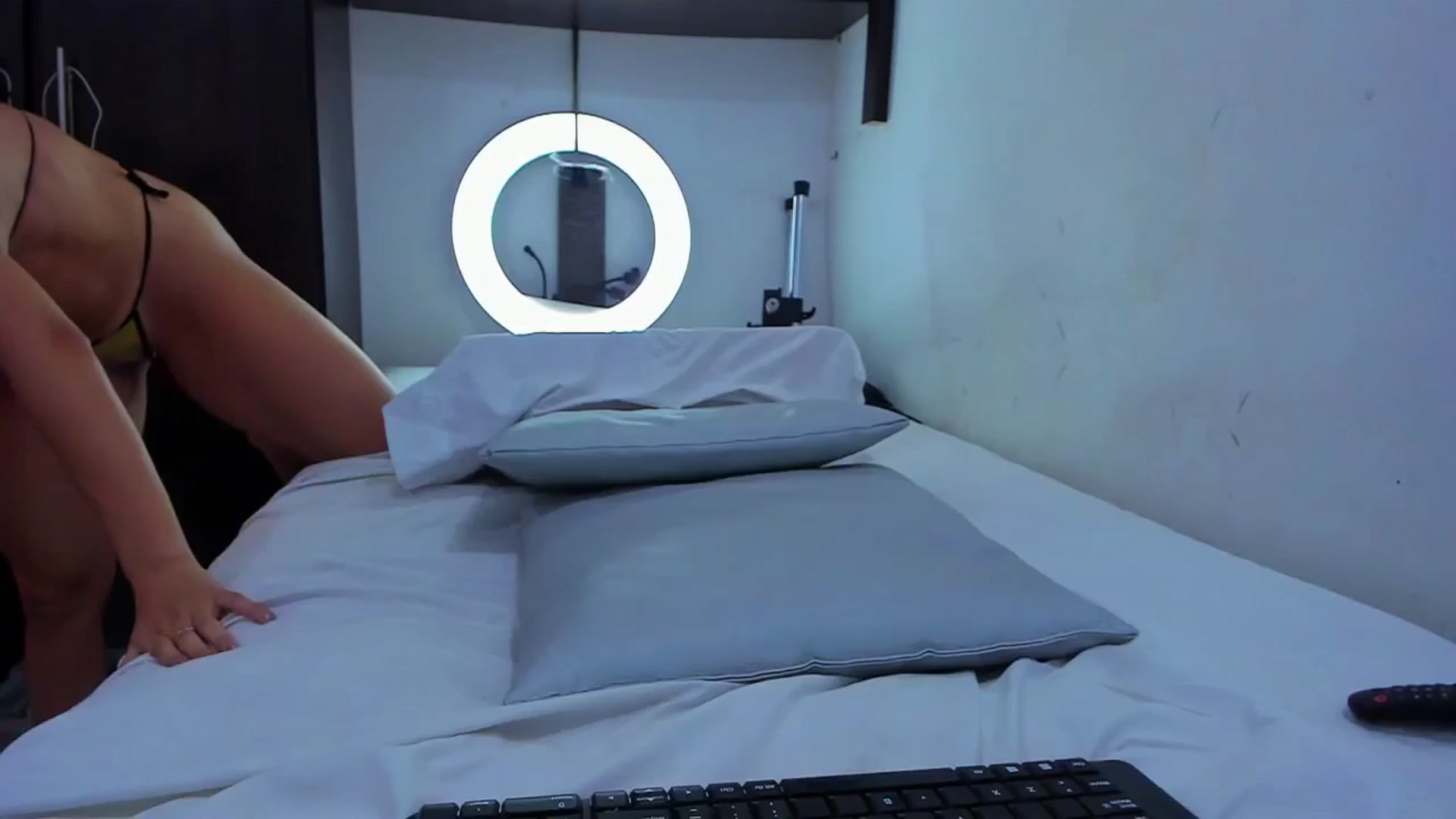 Gallery image thumbnail from SweetNinotCHk's myfreecams stream on, 04/22/2025, 17:30 image 1 of 20