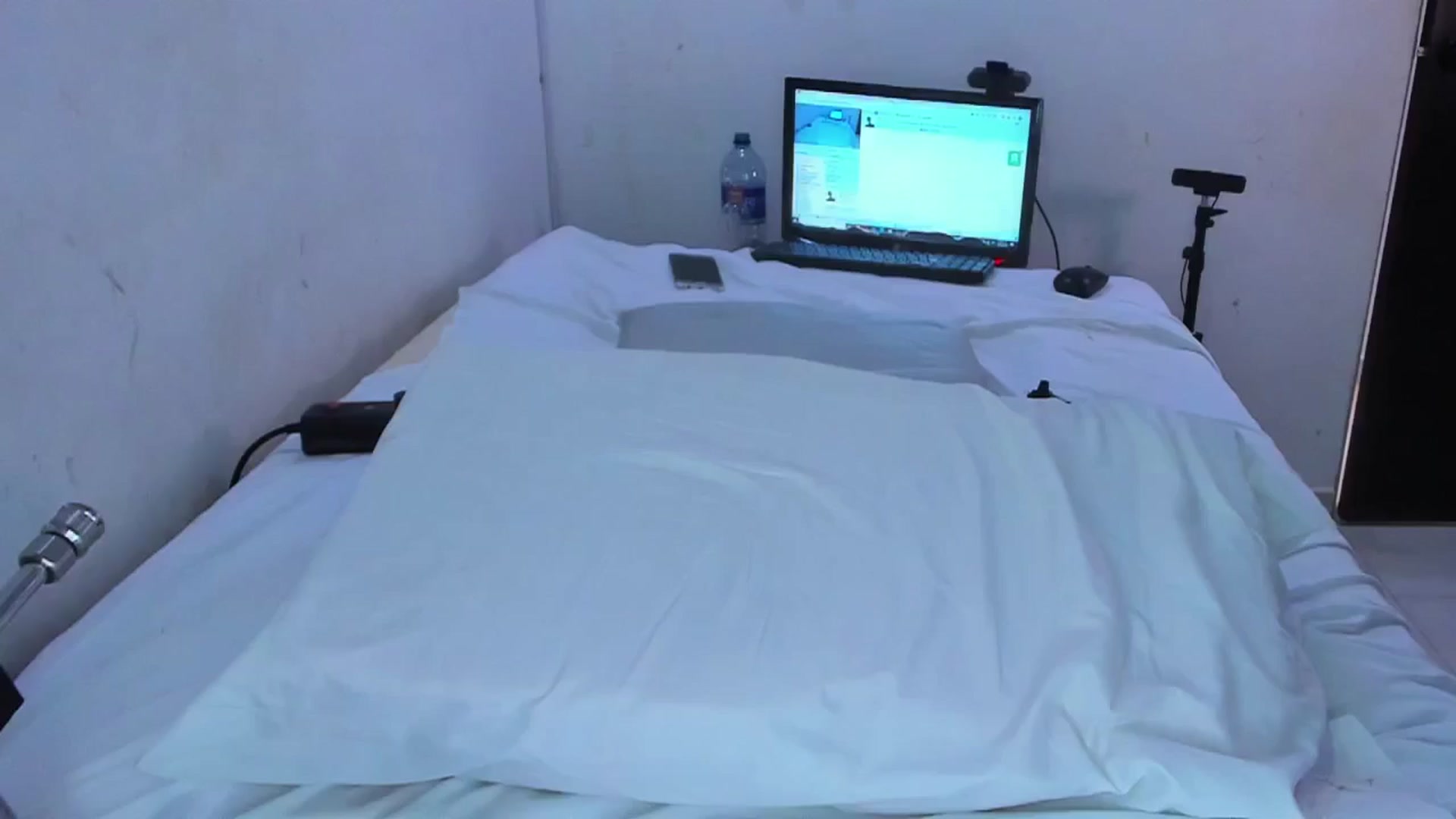 Gallery image thumbnail from SweetNinotCHk's myfreecams stream on, 04/26/2025, 18:44 image 9 of 20