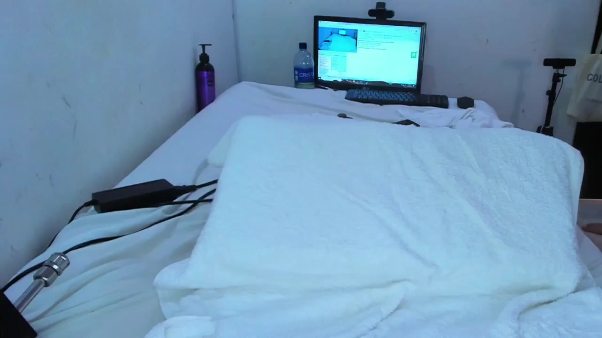 Gallery image thumbnail from SweetNinotCHk's myfreecams stream on, 07/14/2025, 19:20 image 15 of 20