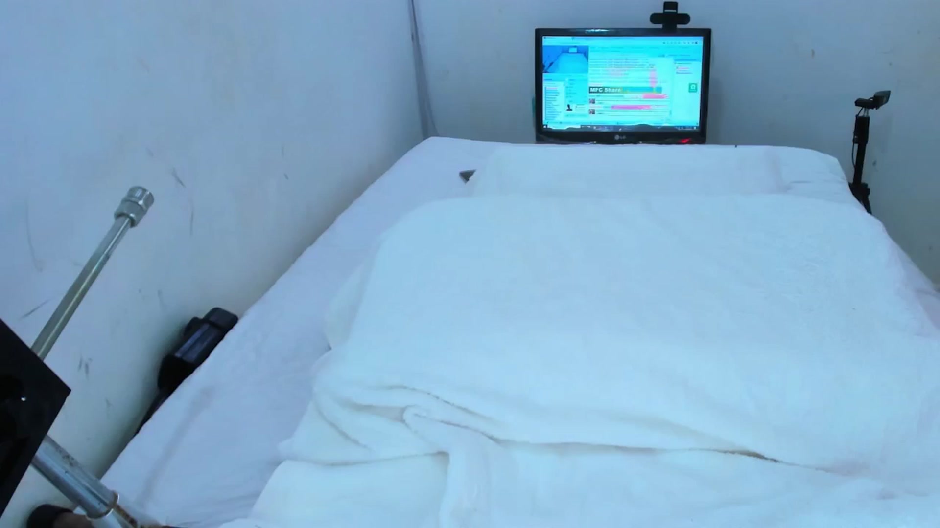 Gallery image thumbnail from SweetNinotCHk's myfreecams stream on, 08/05/2025, 17:11 image 11 of 20