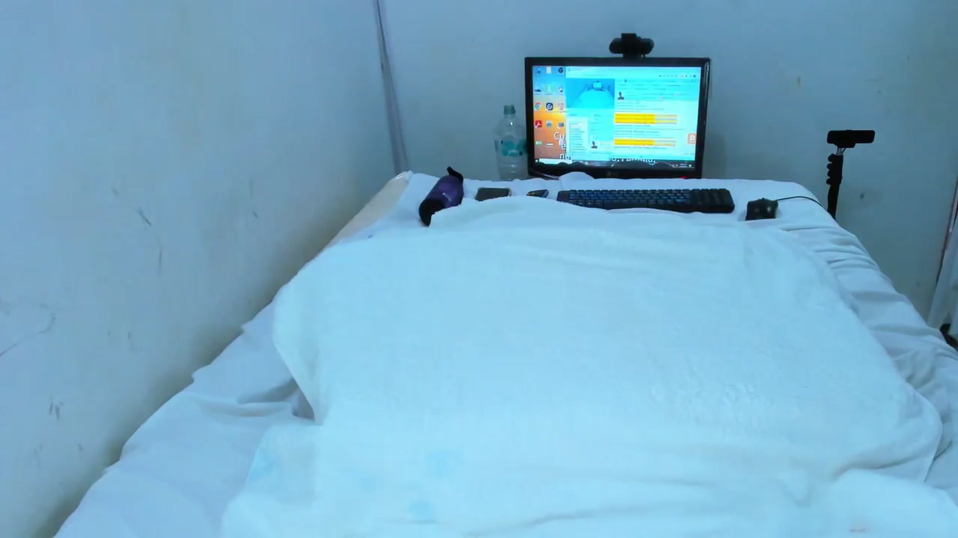 Gallery image thumbnail from SweetNinotCHk's myfreecams stream on, 08/15/2025, 19:50 image 17 of 20