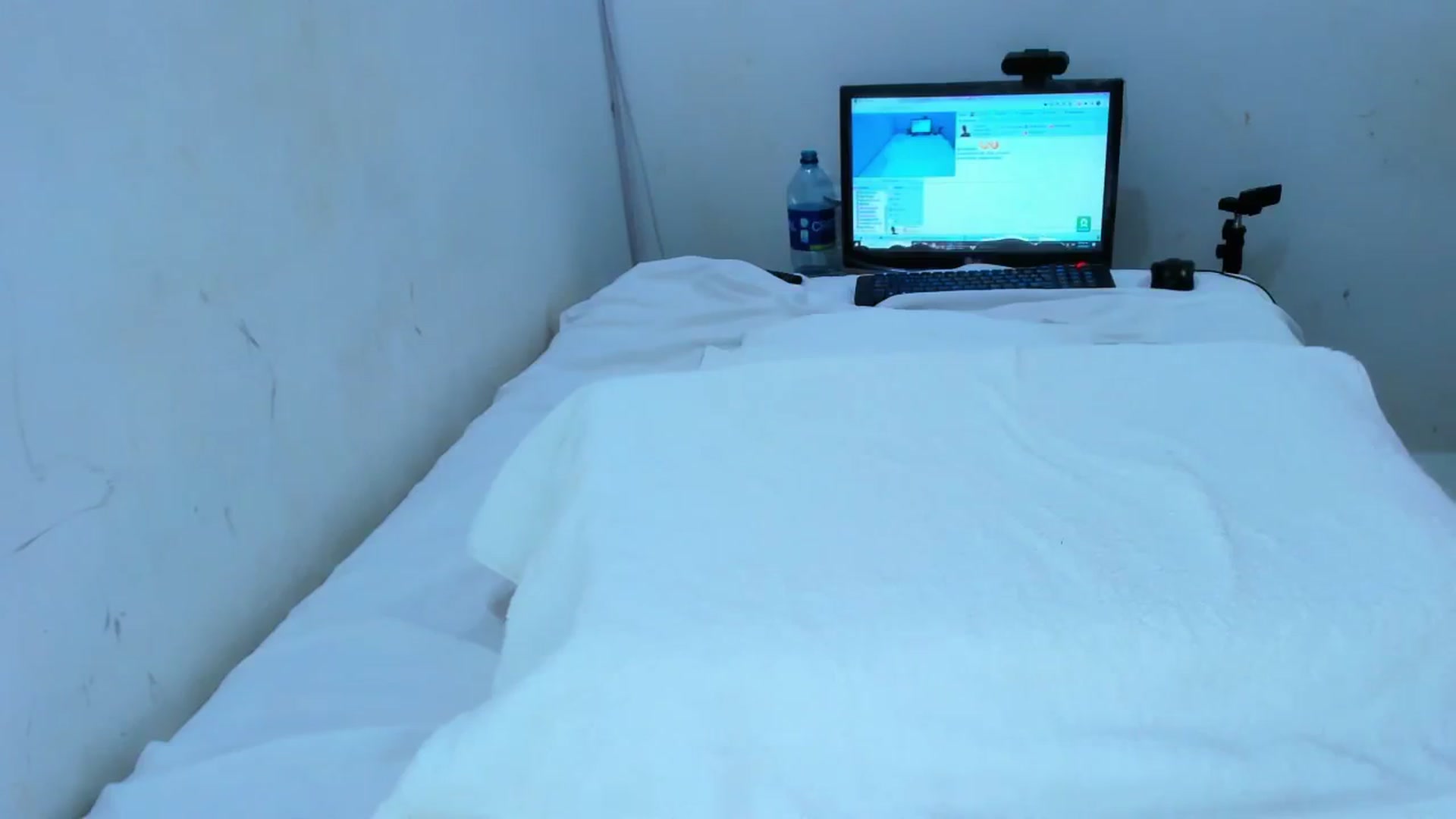 Gallery image thumbnail from SweetNinotCHk's myfreecams stream on, 08/26/2025, 20:35 image 14 of 20