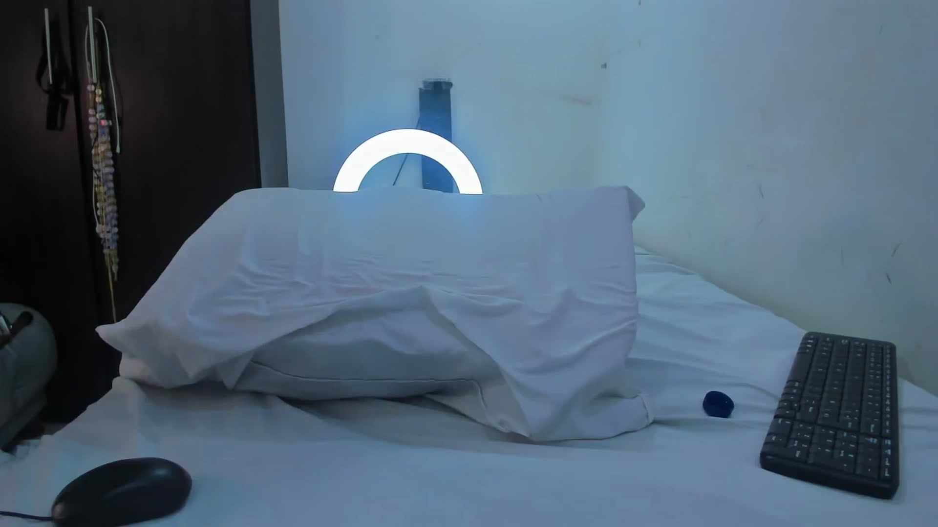 Gallery image thumbnail from SweetNinotCHk's myfreecams stream on, 09/05/2025, 17:31 image 18 of 20