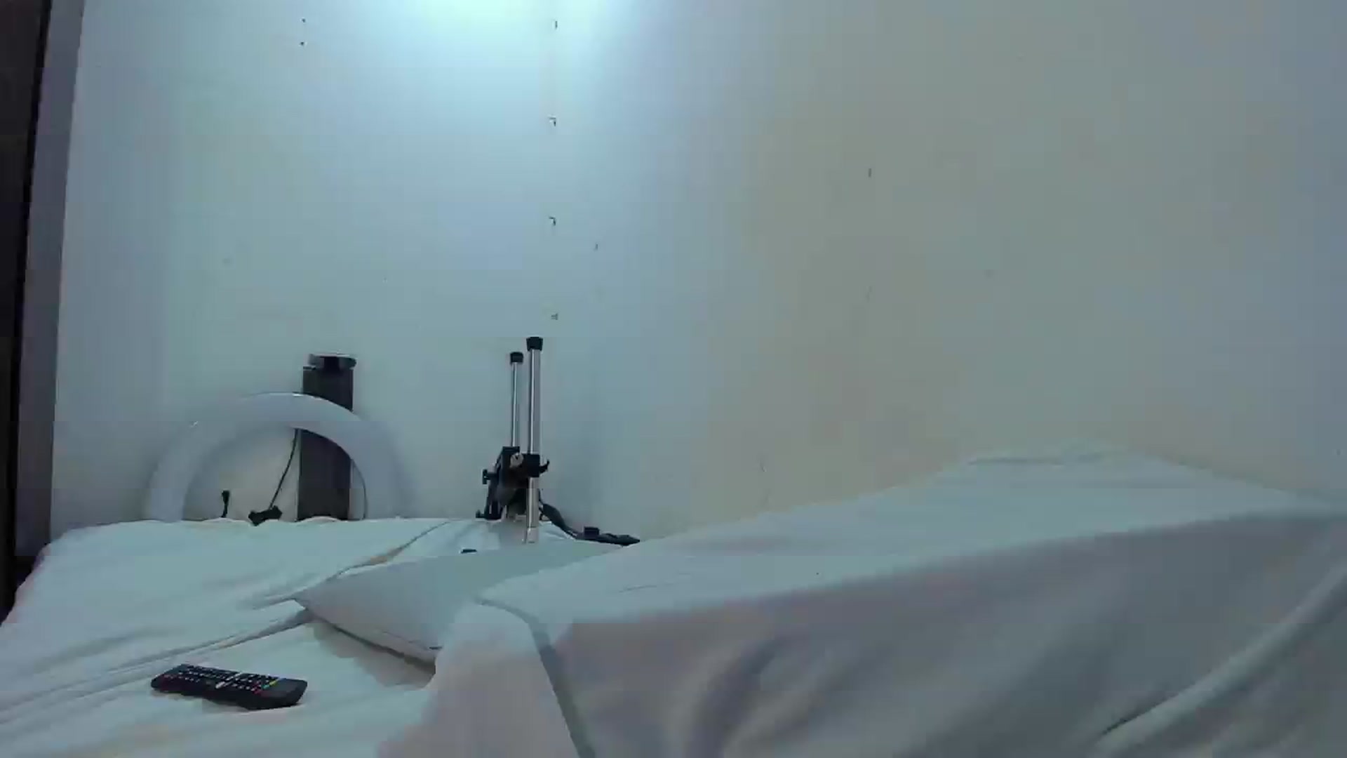 Gallery image thumbnail from SweetNinotCHk's myfreecams stream on, 09/29/2025, 18:45 image 9 of 20