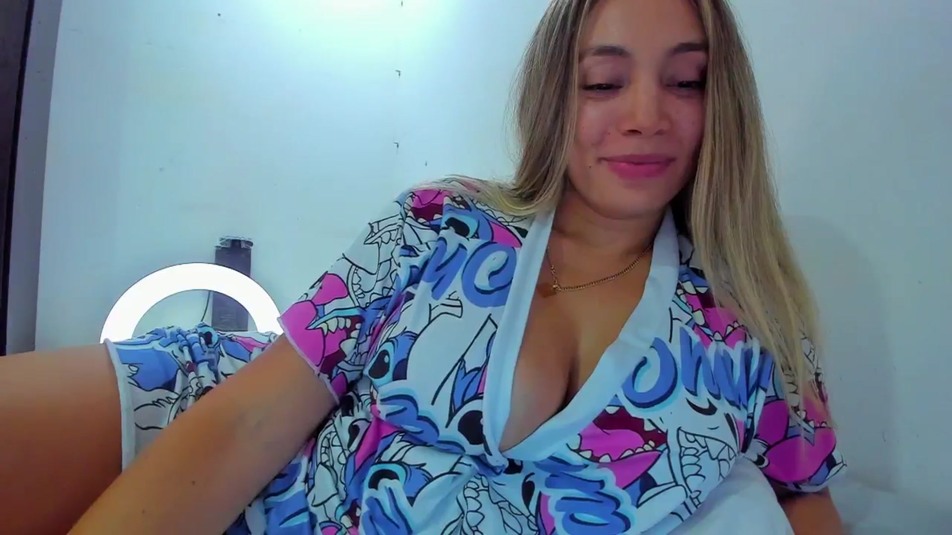 Gallery image thumbnail from SweetNinotCHk's myfreecams stream on, 10/06/2025, 21:41 image 11 of 20