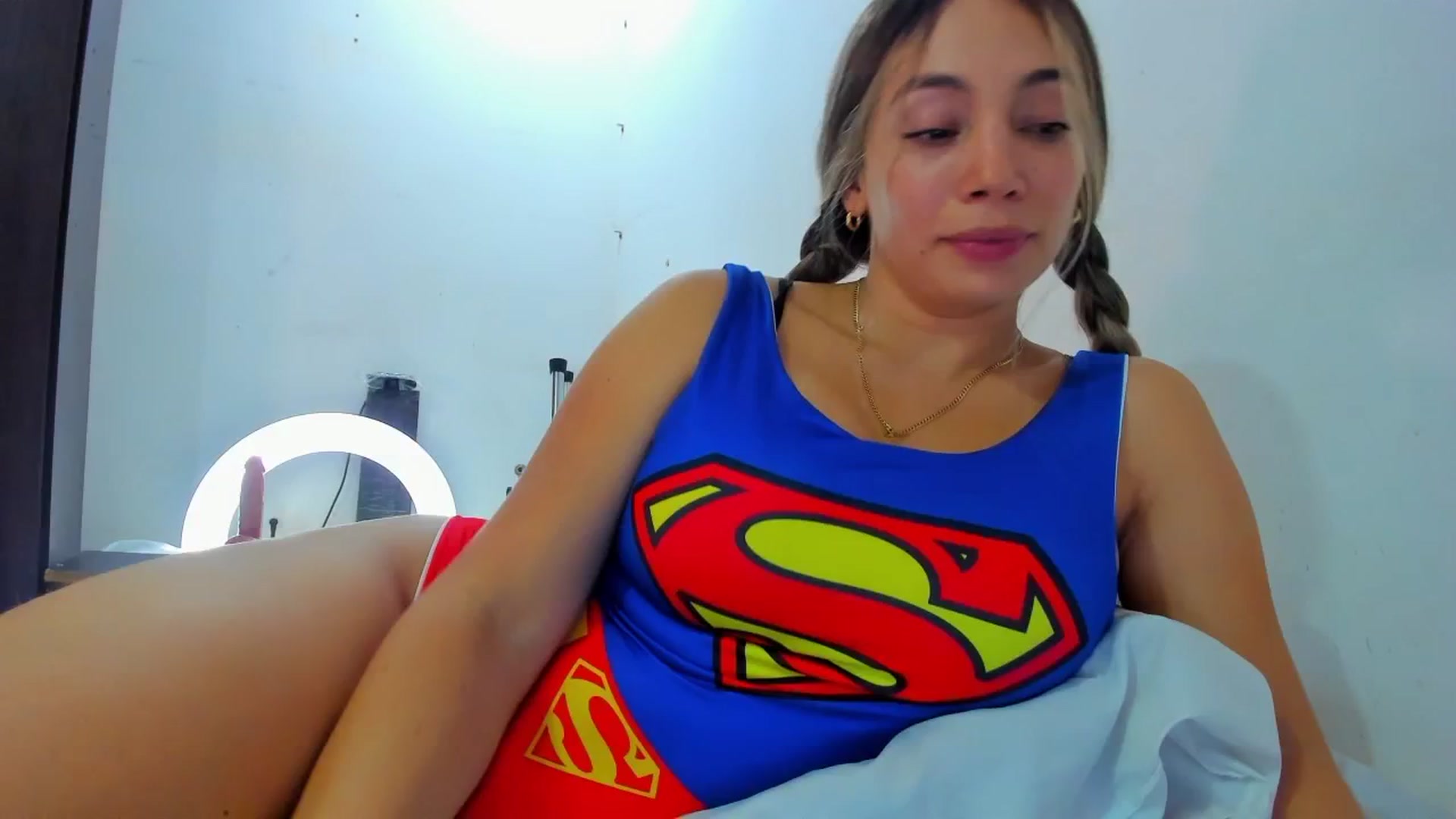 Gallery image thumbnail from SweetNinotCHk's myfreecams stream on, 10/31/2025, 20:54 image 1 of 20