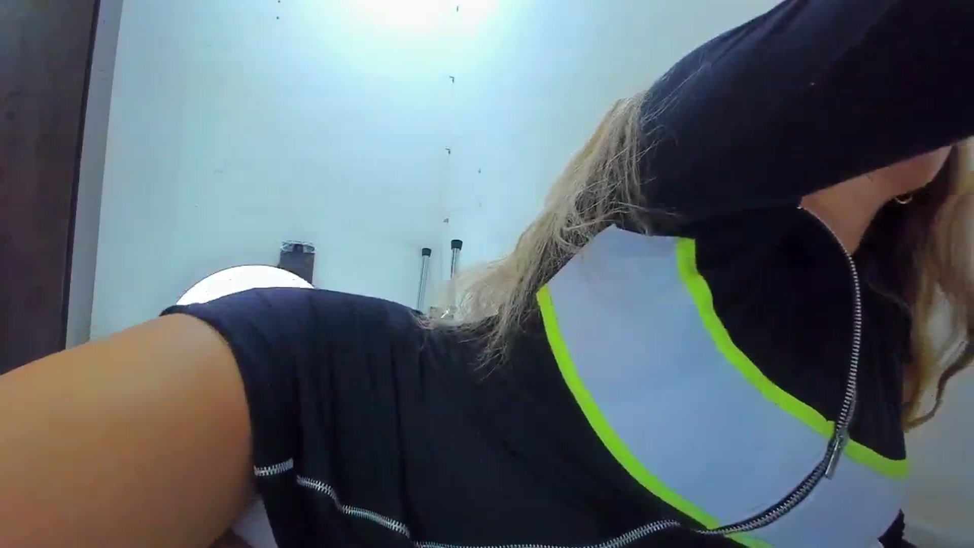 Gallery image thumbnail from SweetNinotCHk's myfreecams stream on, 11/26/2025, 18:59 image 4 of 20