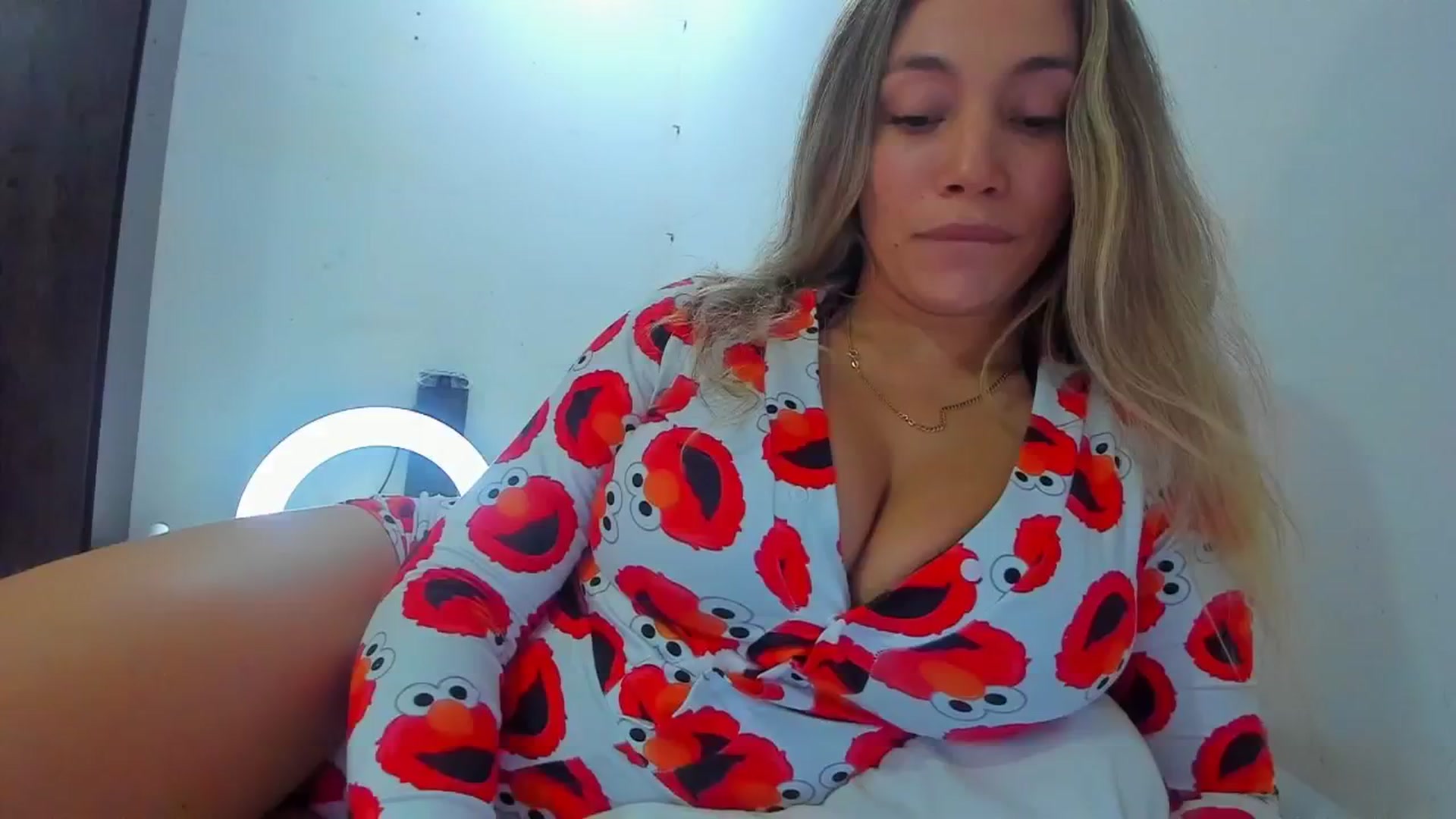 Gallery image thumbnail from SweetNinotCHk's myfreecams stream on, 11/28/2025, 02:45 image 5 of 20